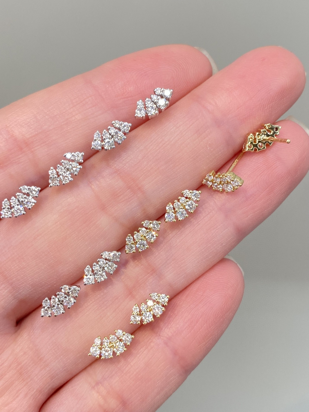18K Diamond Earrings 