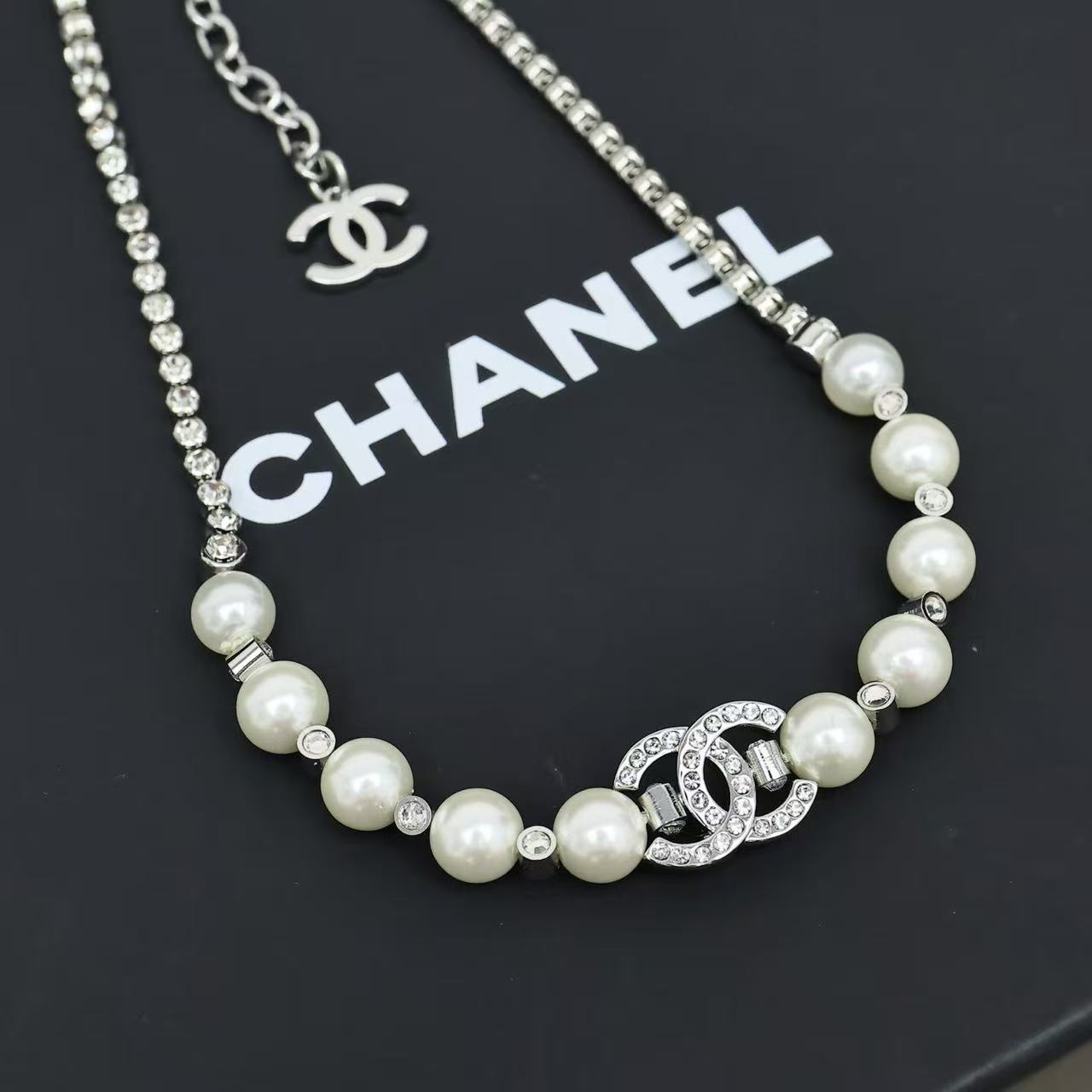 💯CHANEL Crystal CC Choker Necklace 珍珠水晶CC項鍊 連專櫃禮盒