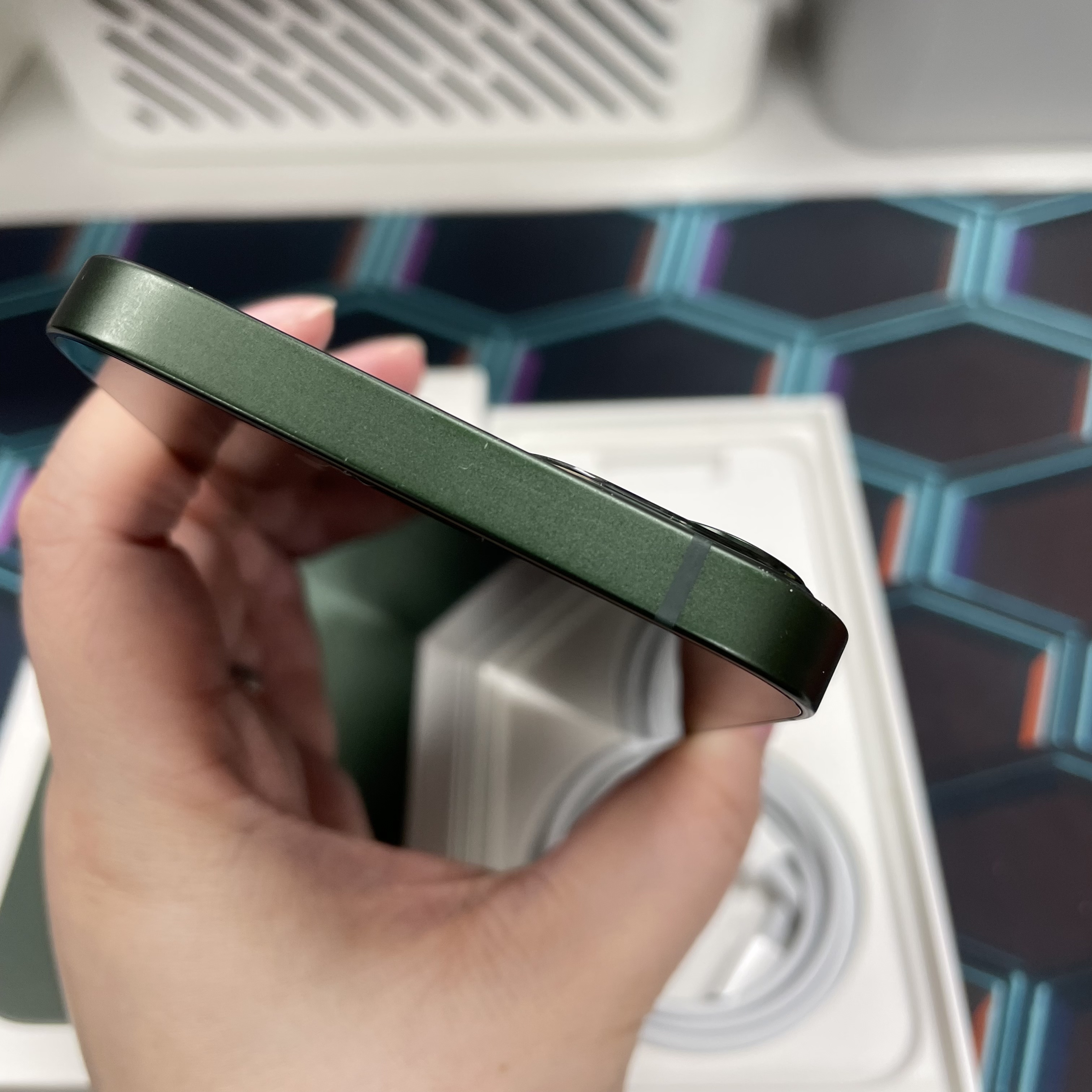 *5752 13 完美機 128GB 電80 綠色 green