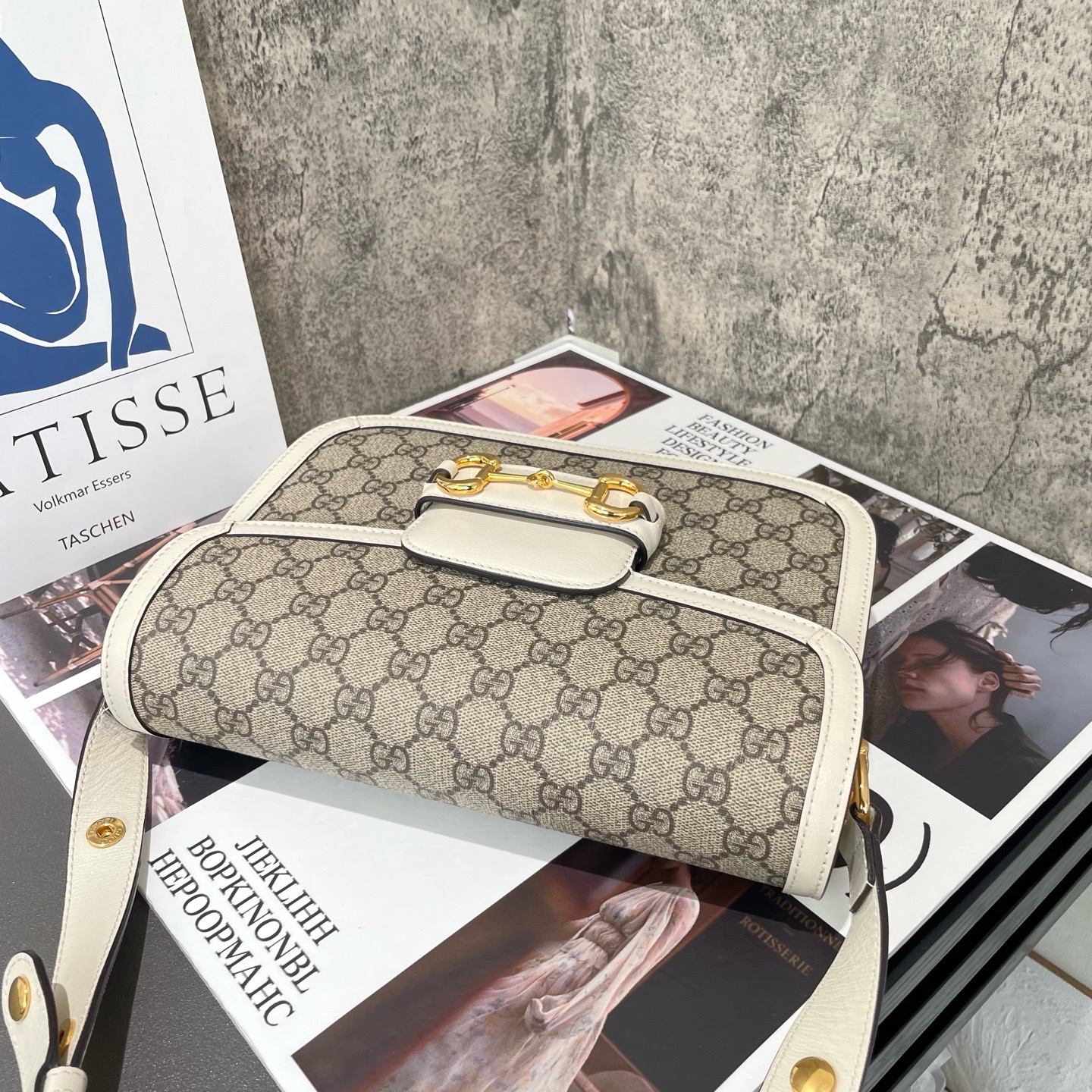 【預訂貨品】Gucci 1955 白色郵差包