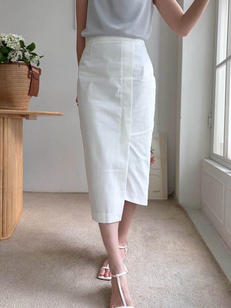 Front Slit Pencil Skirt (White)
