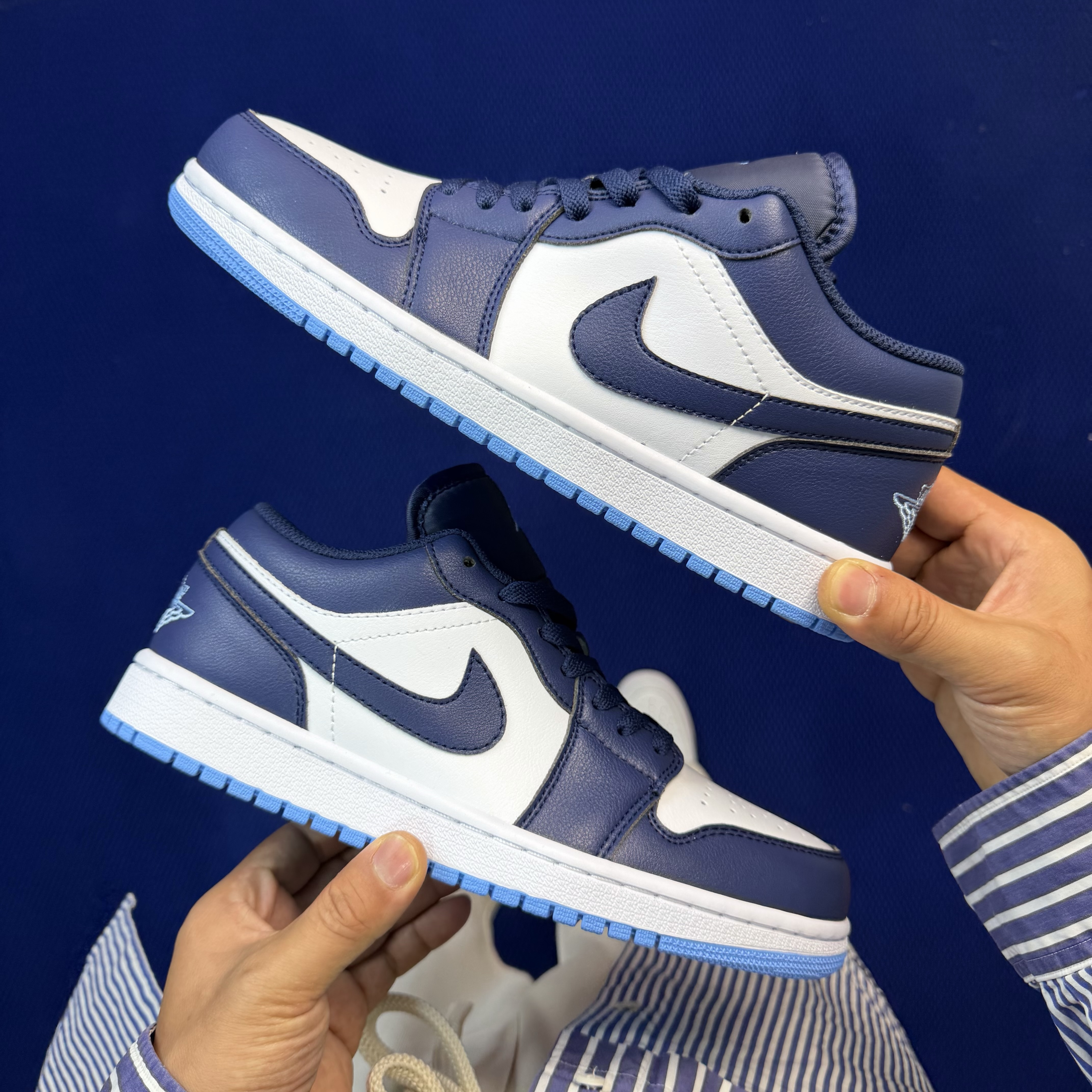 Nike Air Jordan1 Low 553558-404