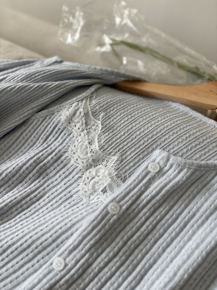 [假兩件] Lumiere Lace Layered Top (Babyblue)