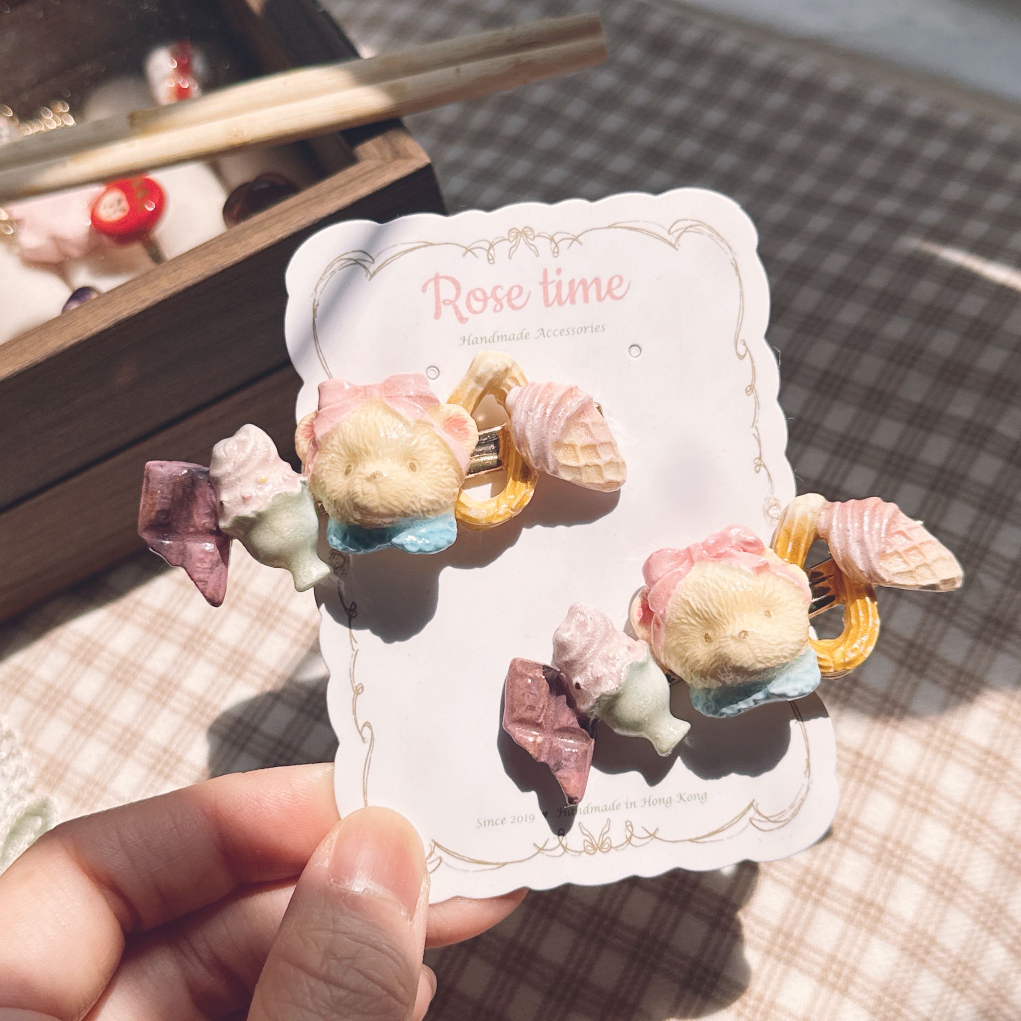 手繪 貪吃甜品小白熊🐻‍❄️髮夾 雪糕 🍦朱古力🍫