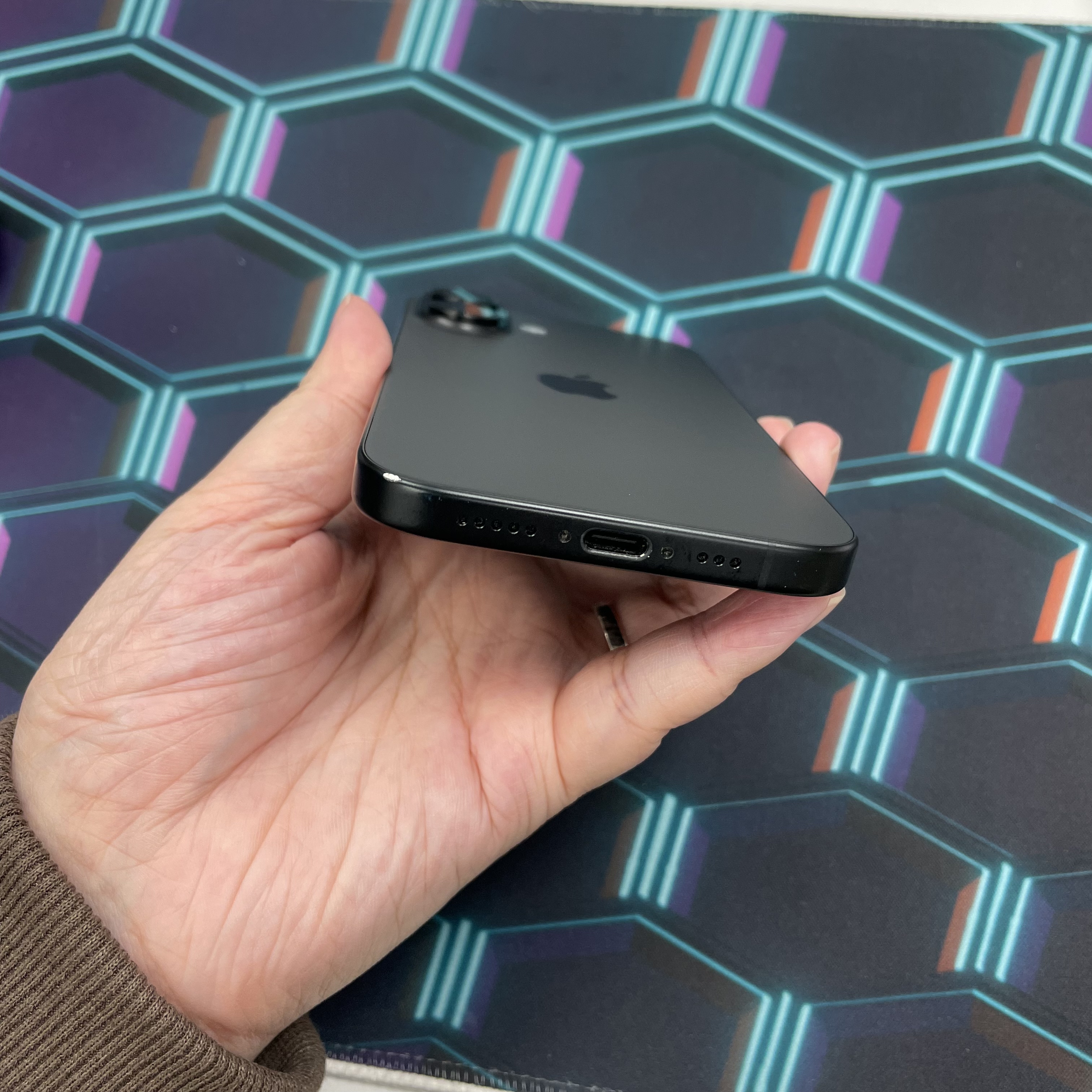 *6026 16 靚機 128GB 電89 黑色 black