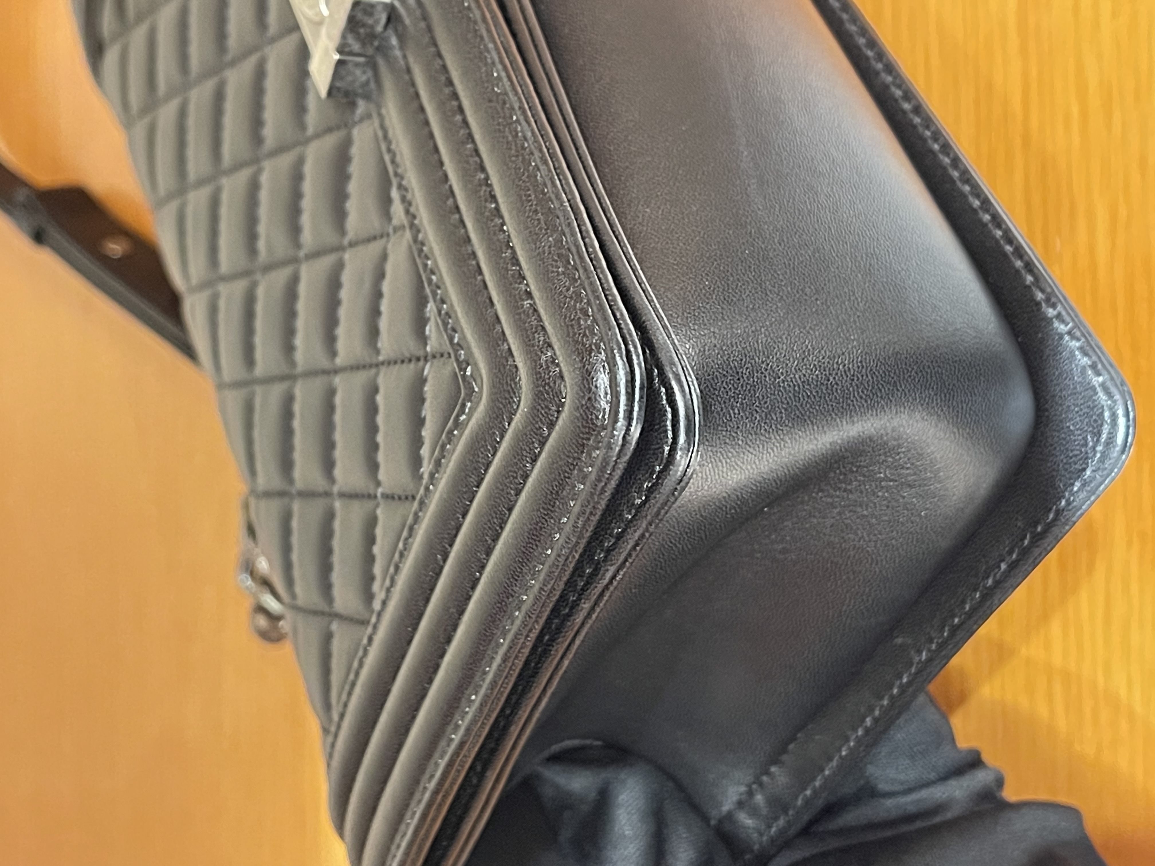 直播貨品 |  [1個-$100 2個-$300］ HH01