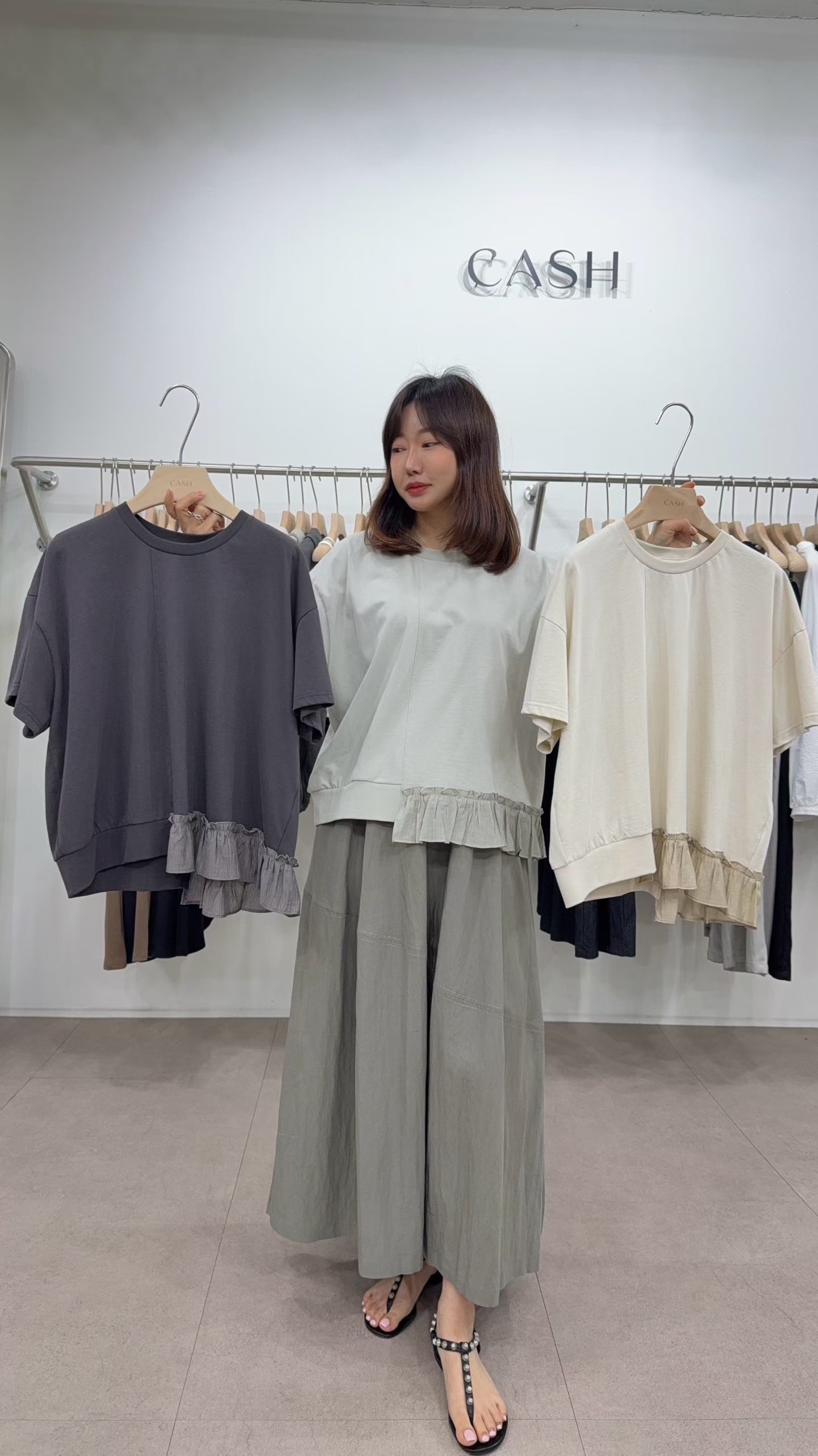 CH11 下擺荷葉拼接上衣