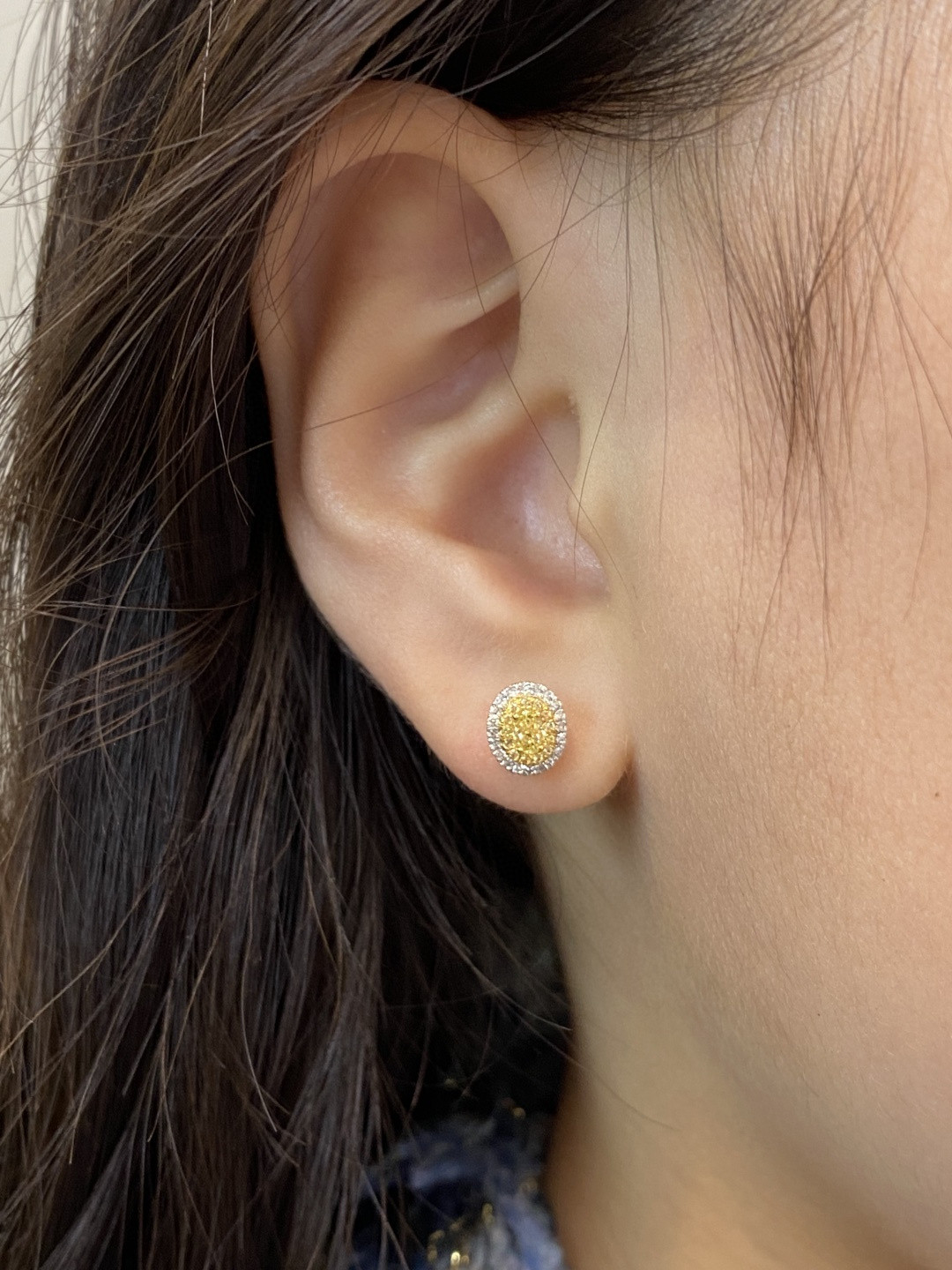 18K Yellow Diamond Earrings 