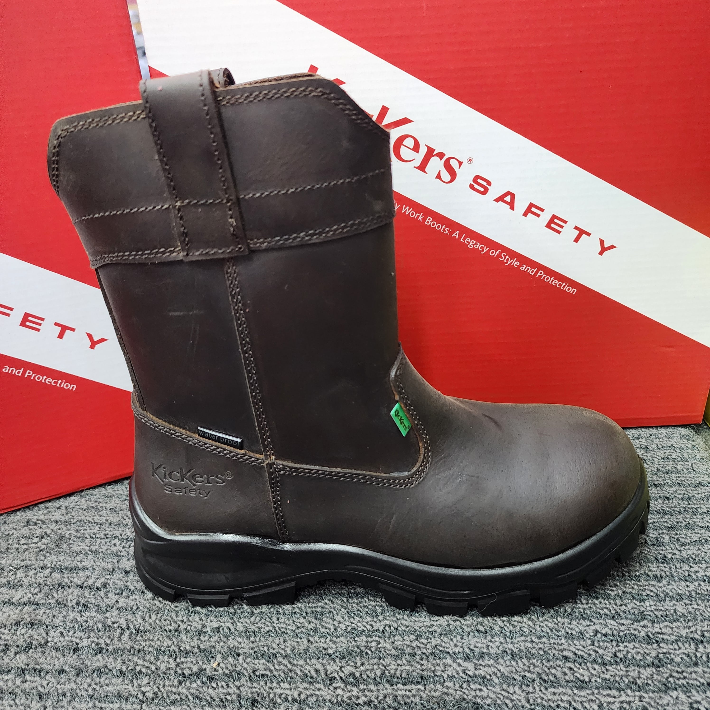 KicKers Safety Shoes 3069 High Cut Full Leather Brown ESD Waterproof Kasut Keselamatan Coklat dengan Perlindungan Maksimum dan Kepatuhan Tinggi