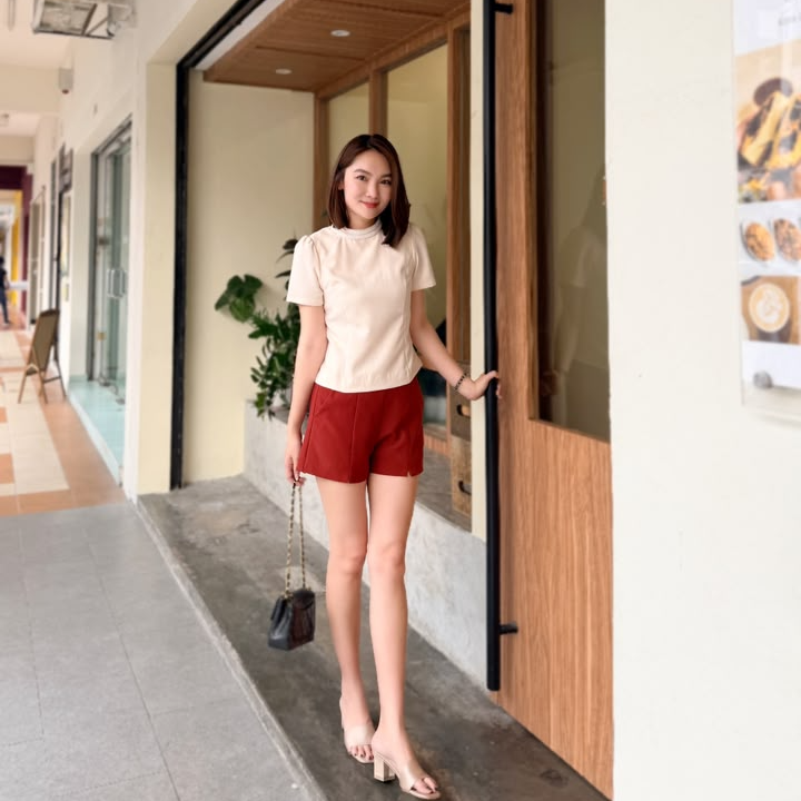SS-Y690 STAND COLLAR SHORT SLLV BLOUSE