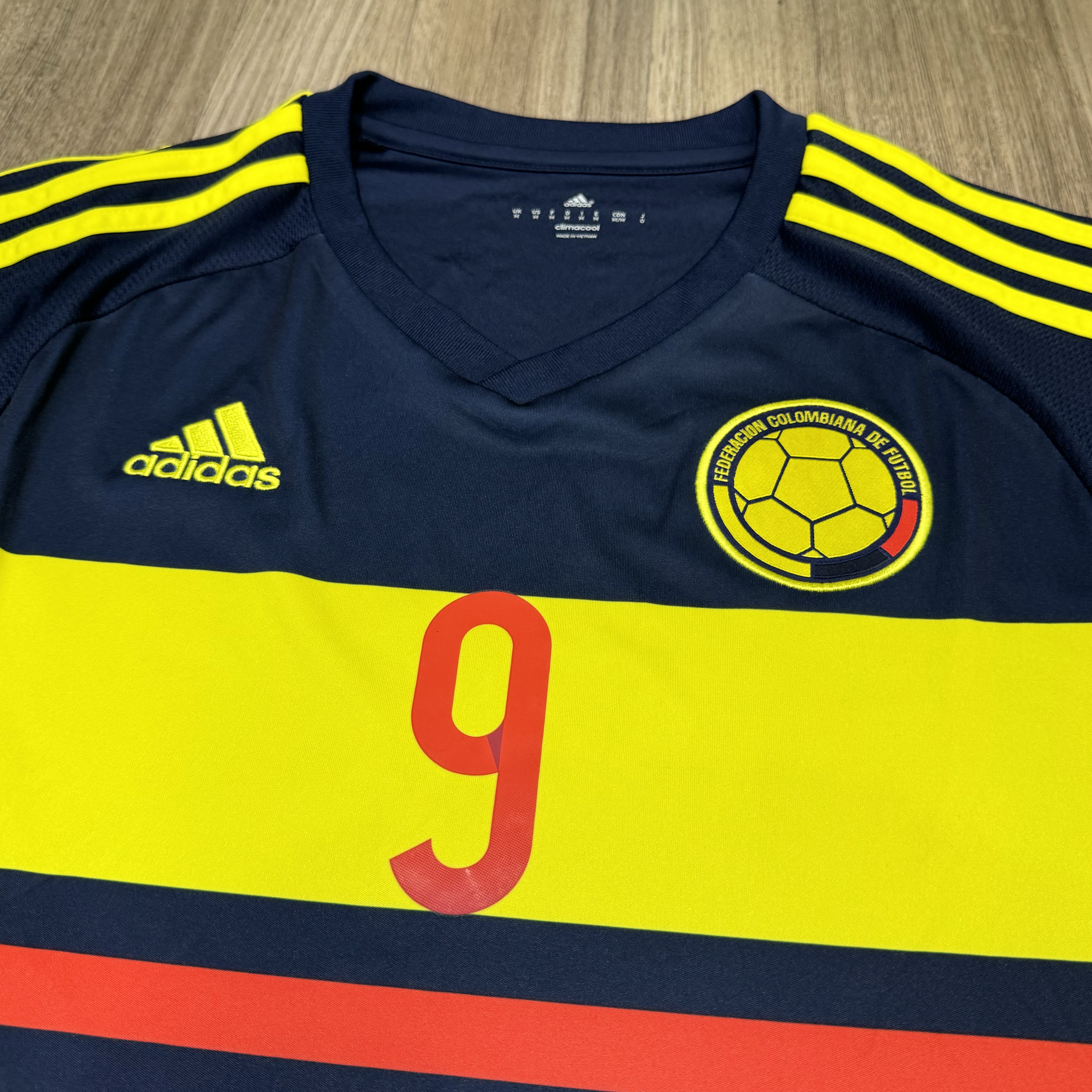 Colombia 15/16 away shirt #9 Falcao