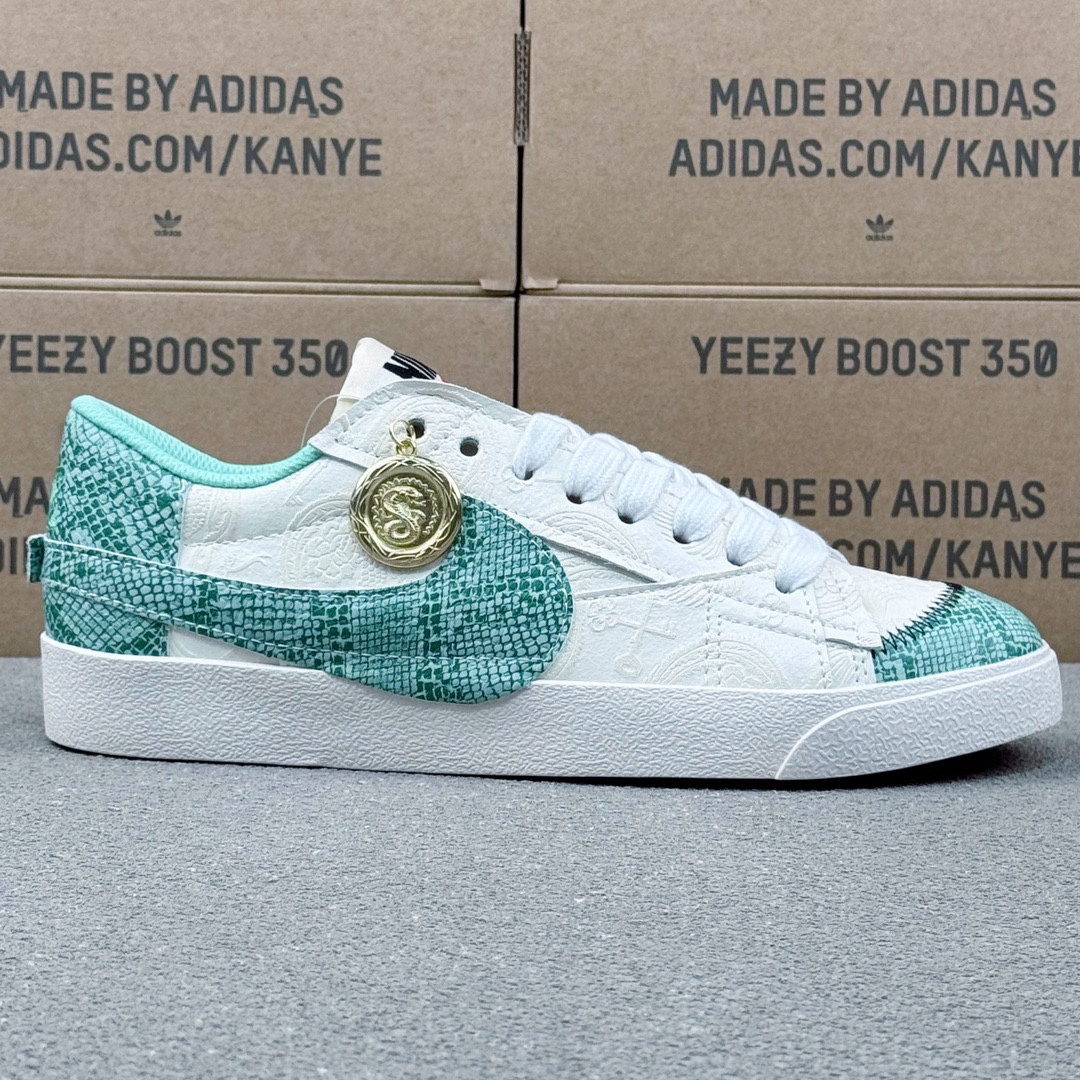 Nike Blazer Low '77 Jumbo