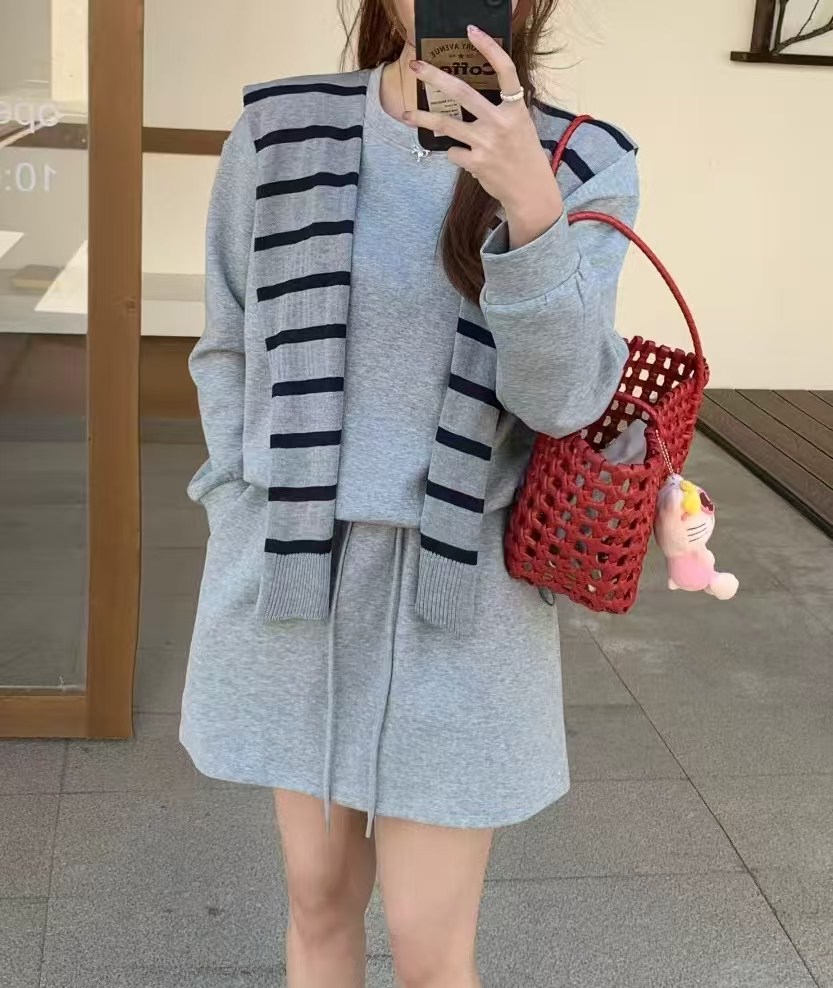 Top + sk + 披肩 Set