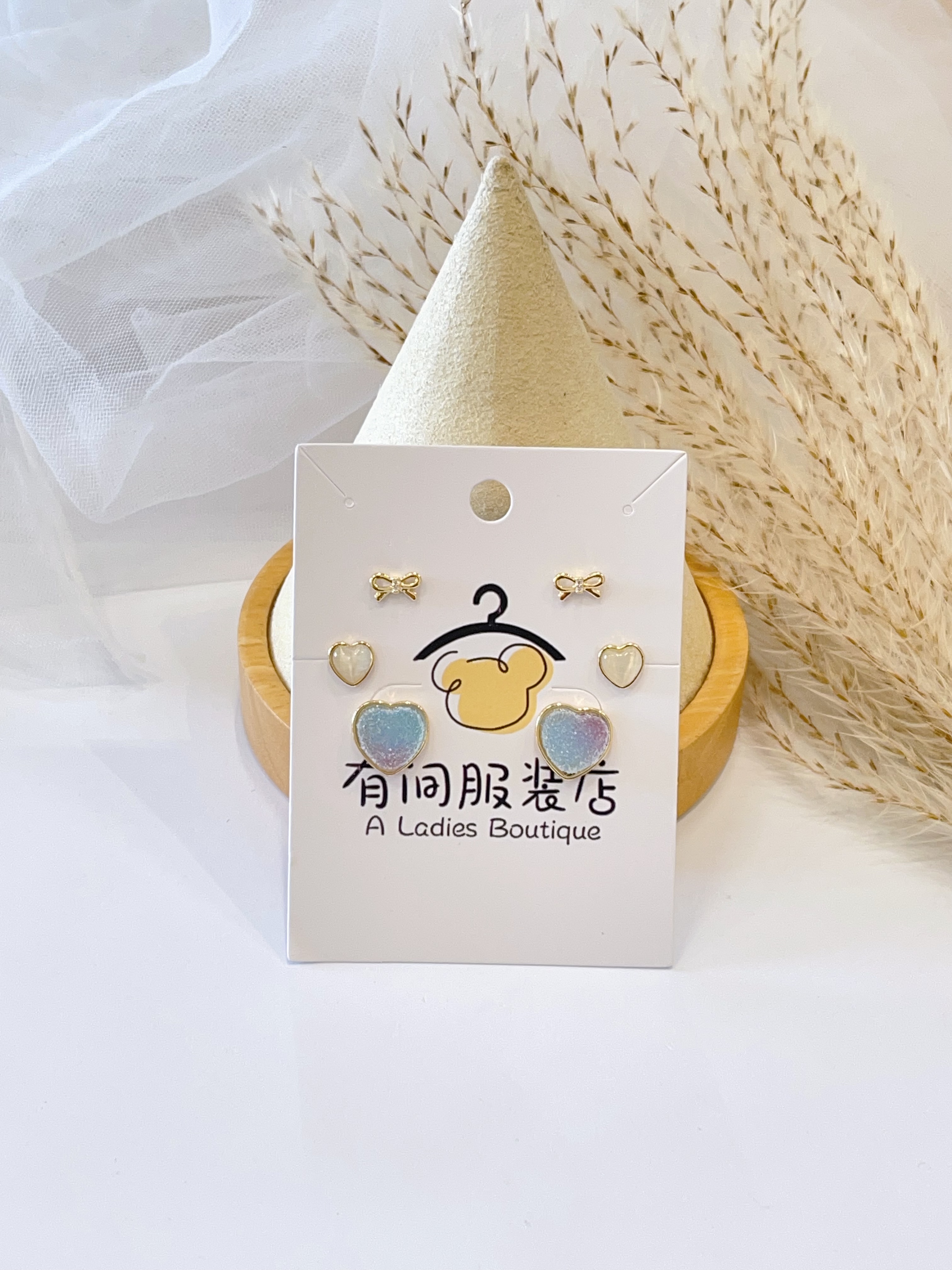 毛绒渐变爱心耳环套装