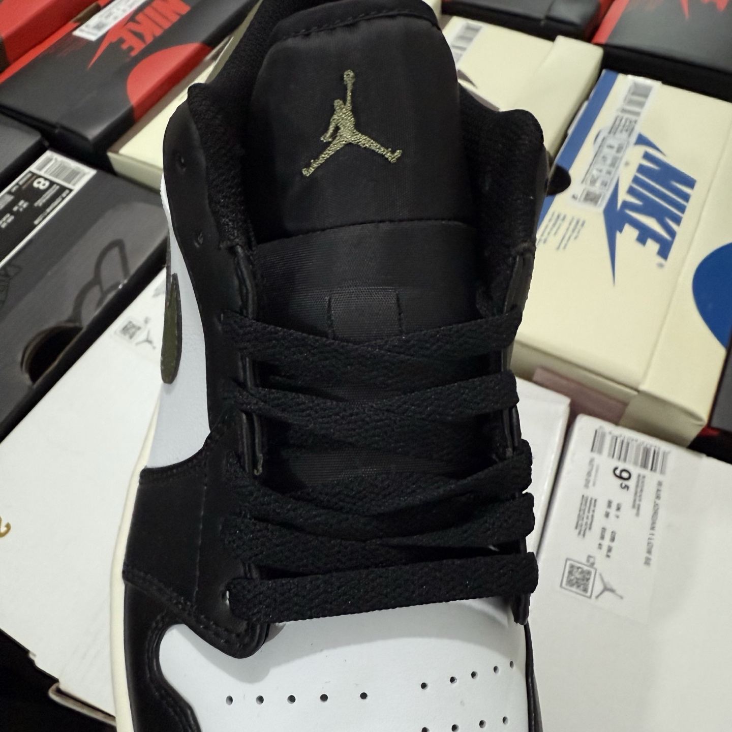 Nike Air Jordan 1 Low 553558-092