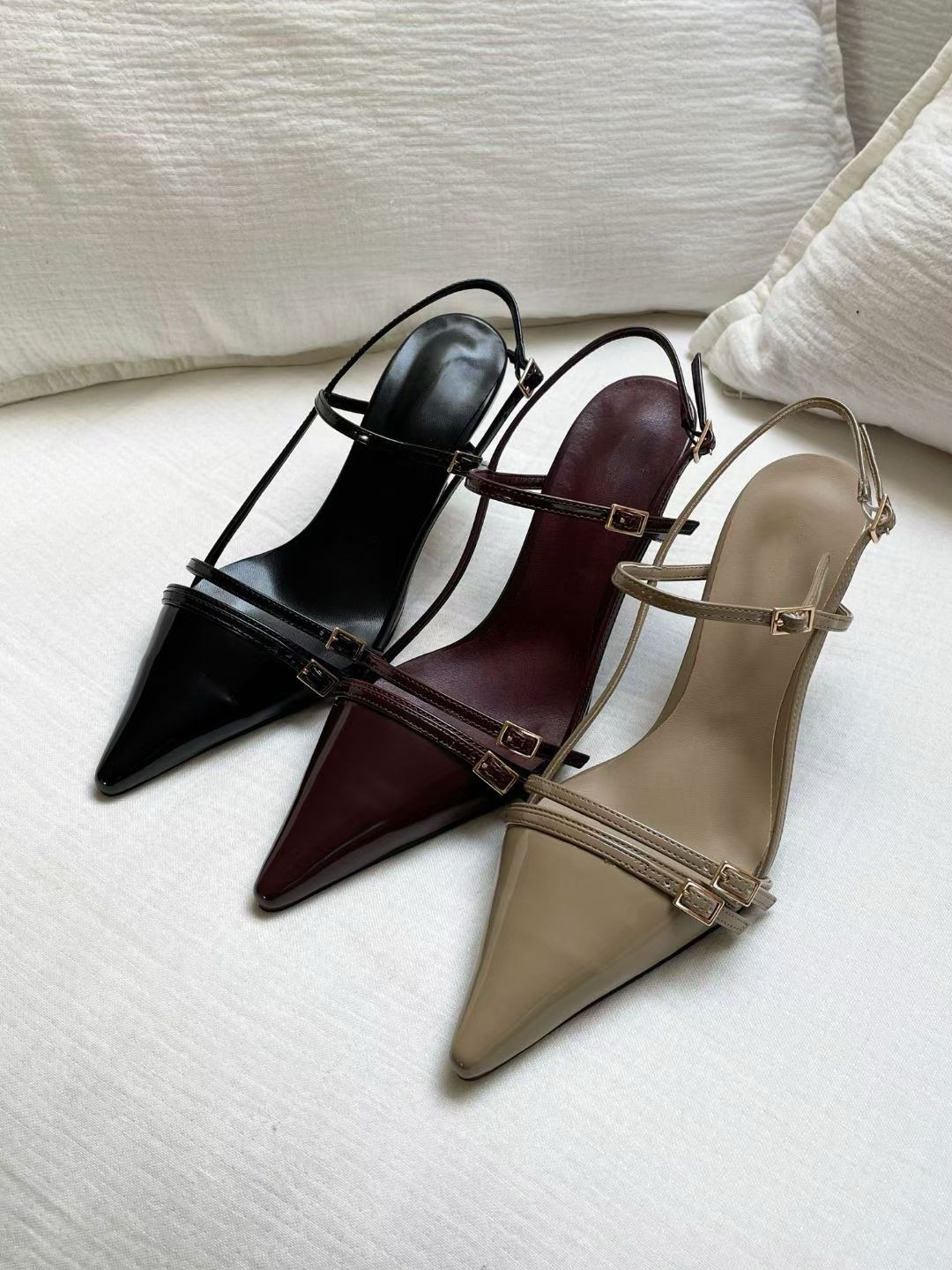 Elegant pointy straps heels