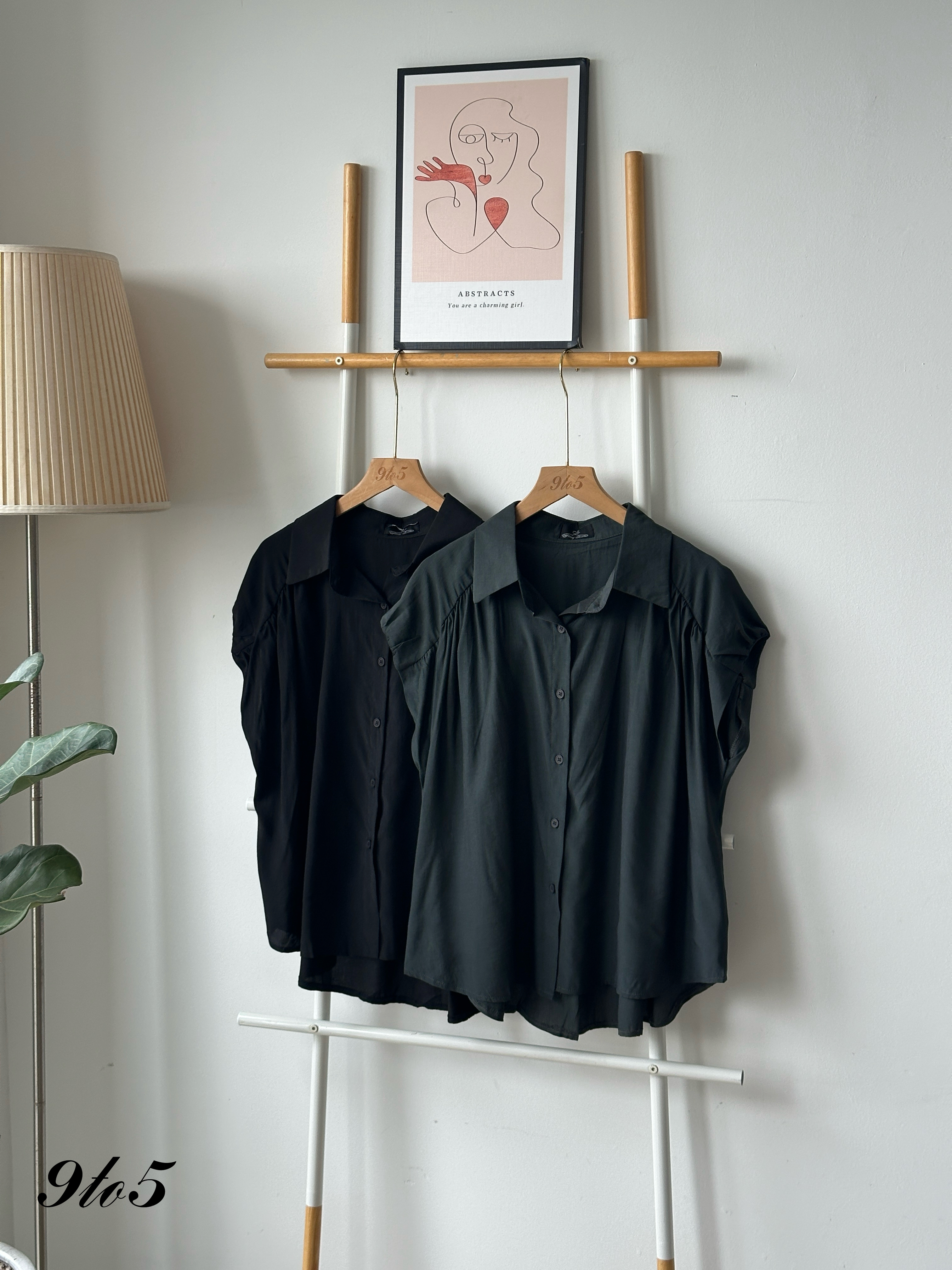 T4064 Cape Sleeve Shirt - Black & Grey