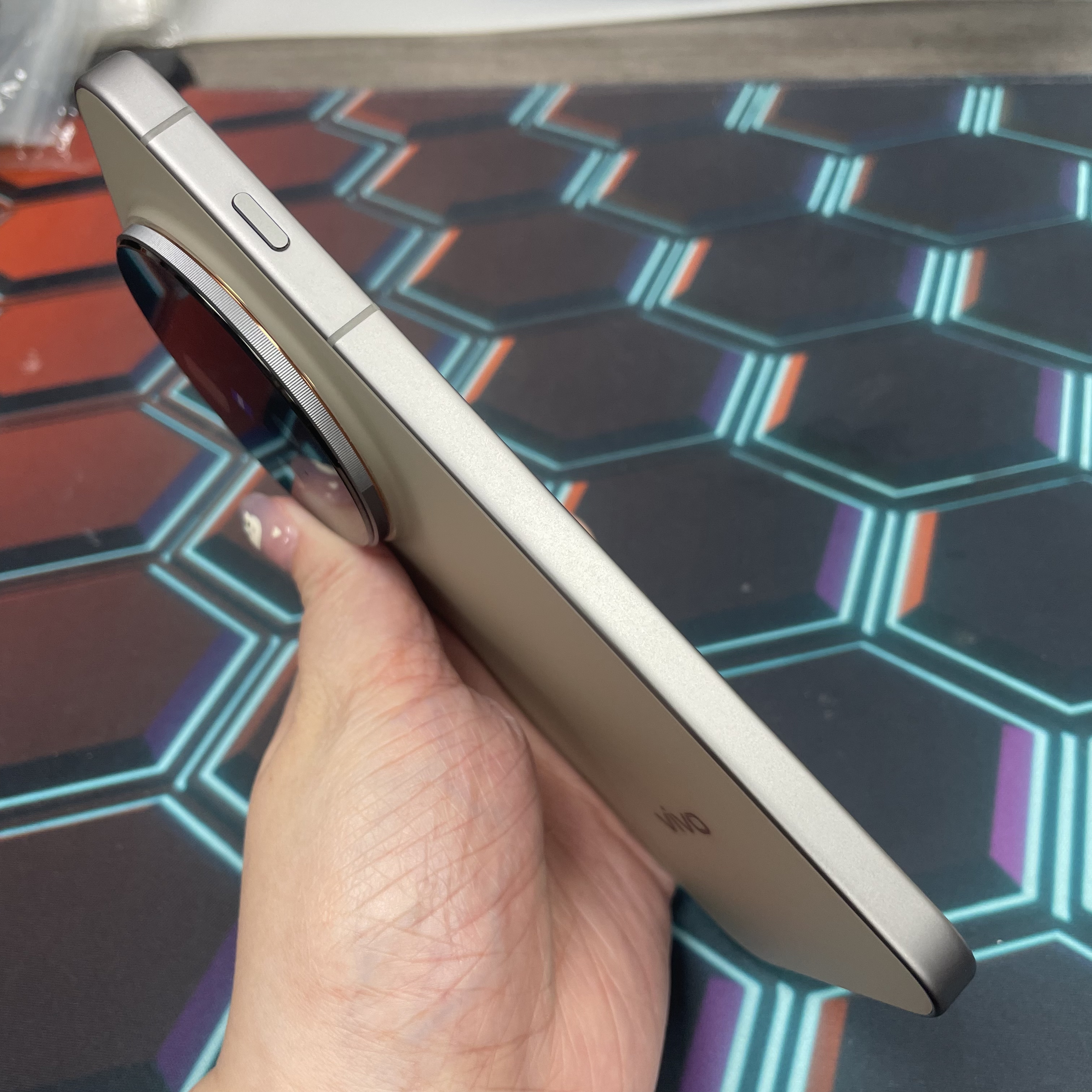 *6782 VIVO X300 Pro 完美機 16+512GB 沙丘棕 brown