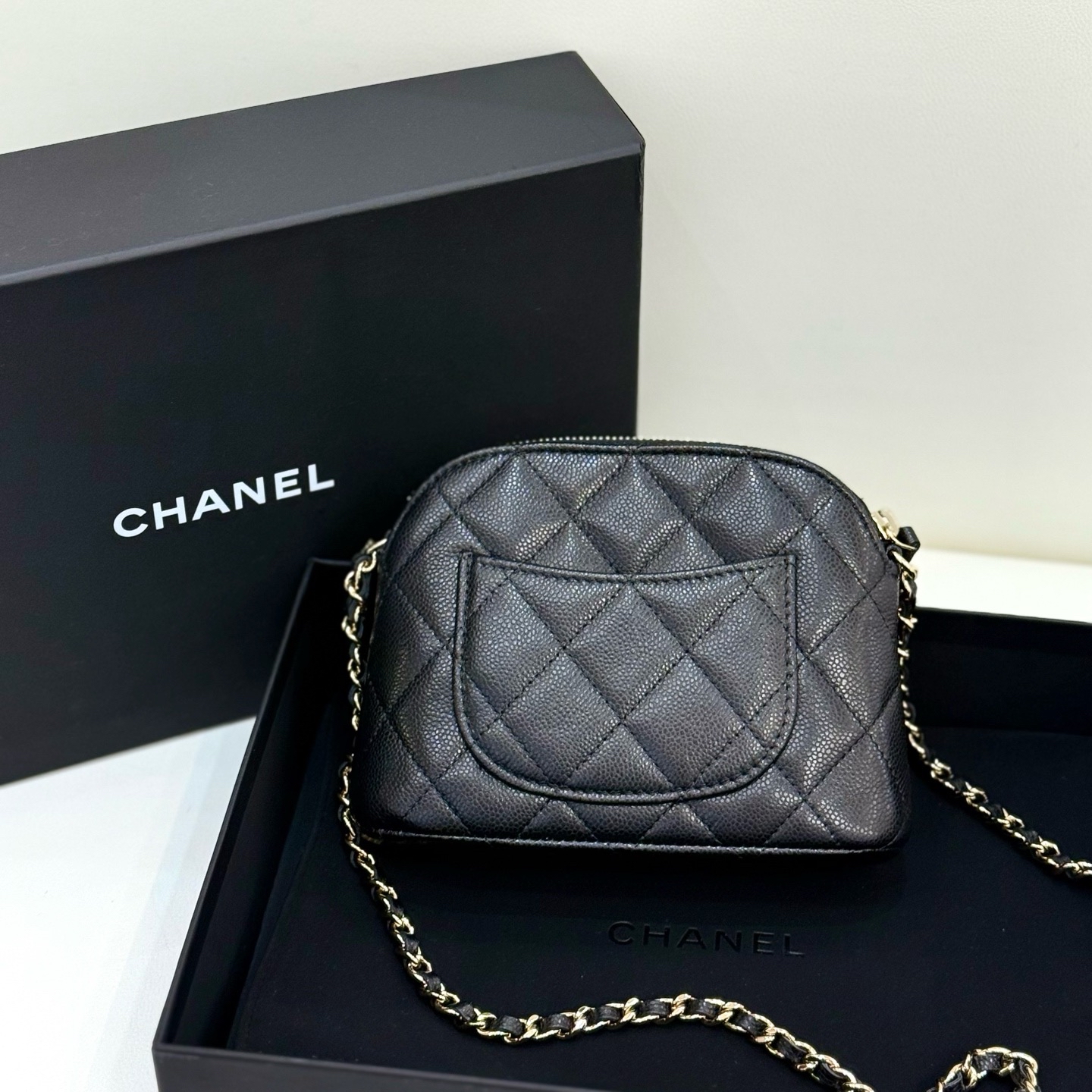 【預訂貨品】Full set👜芯片款 Chanel黑金荔枝牛皮mini貝殼包 