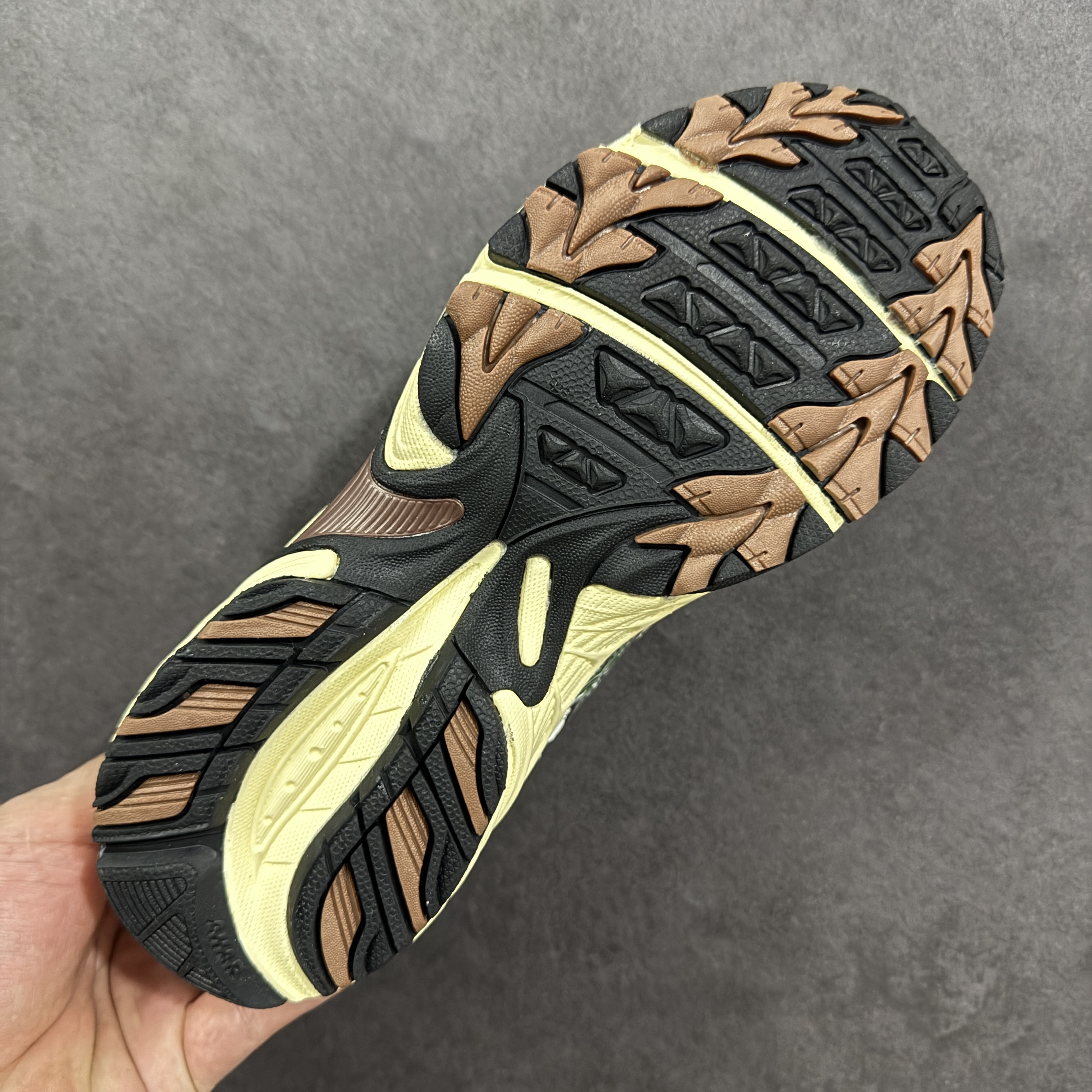 Asics Gel-Kahana TR Nexus MondaySleepingClub