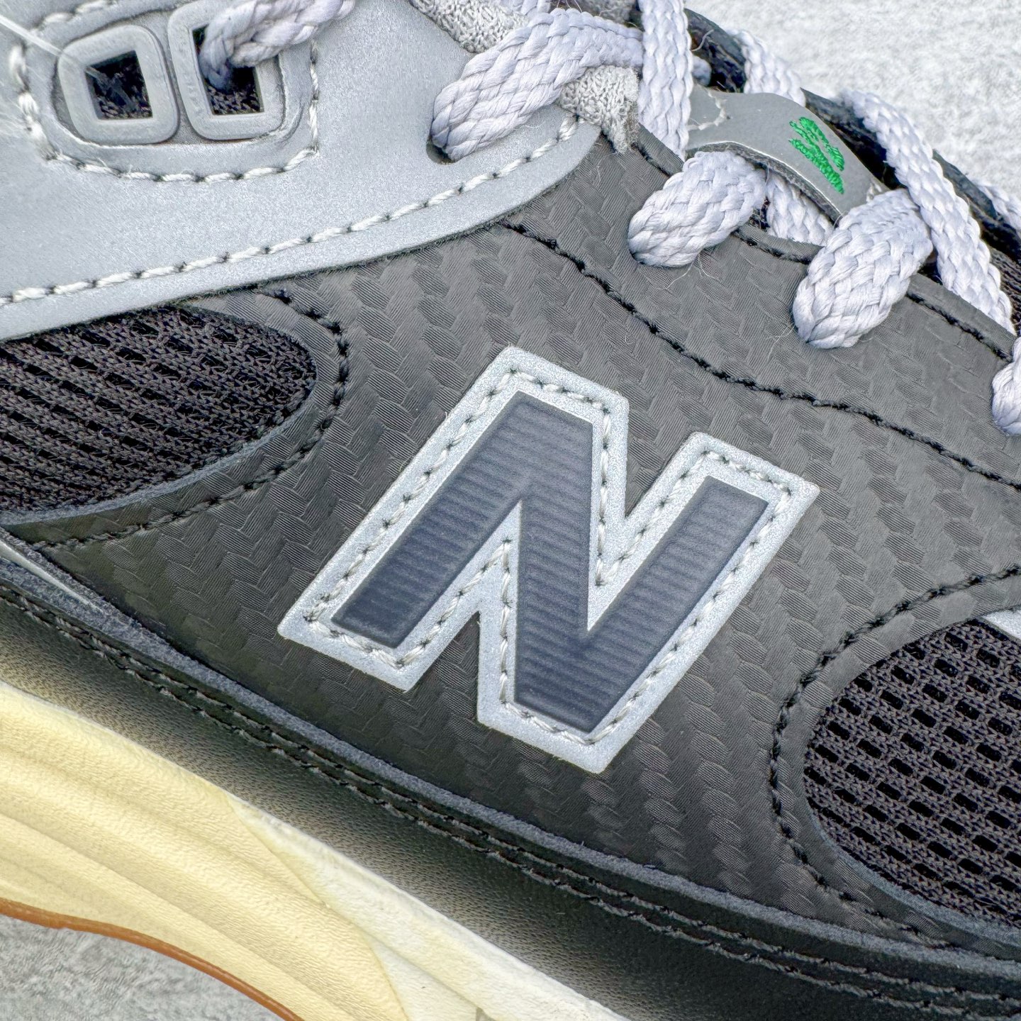 New Balance 991v2 U991UT2