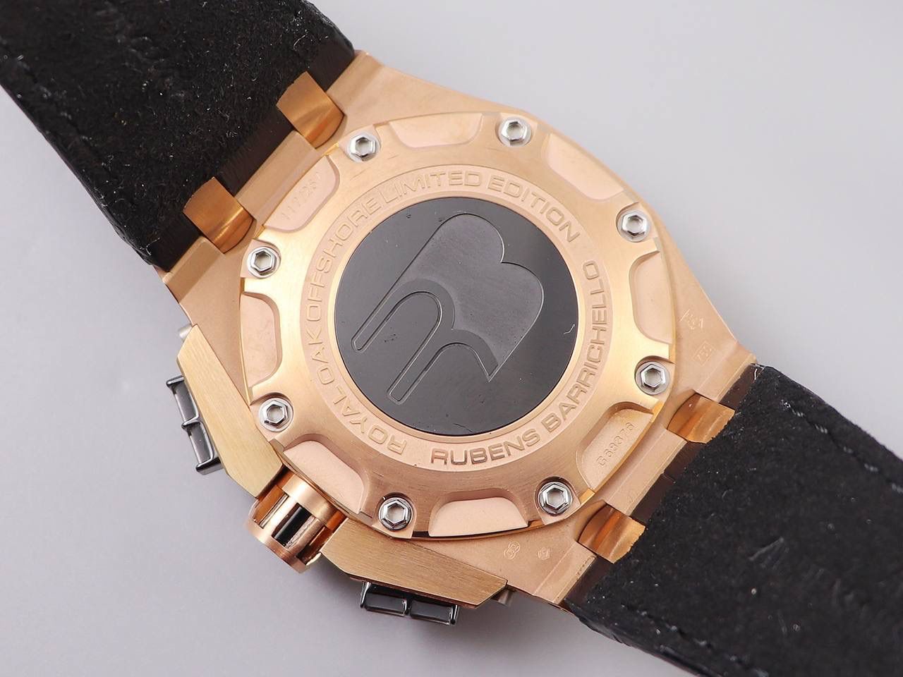 AP-RB2系列 搭载复刻原版爱 彼Cal.3126全自动计时机芯 钢壳陶瓷圈口。🔥💯