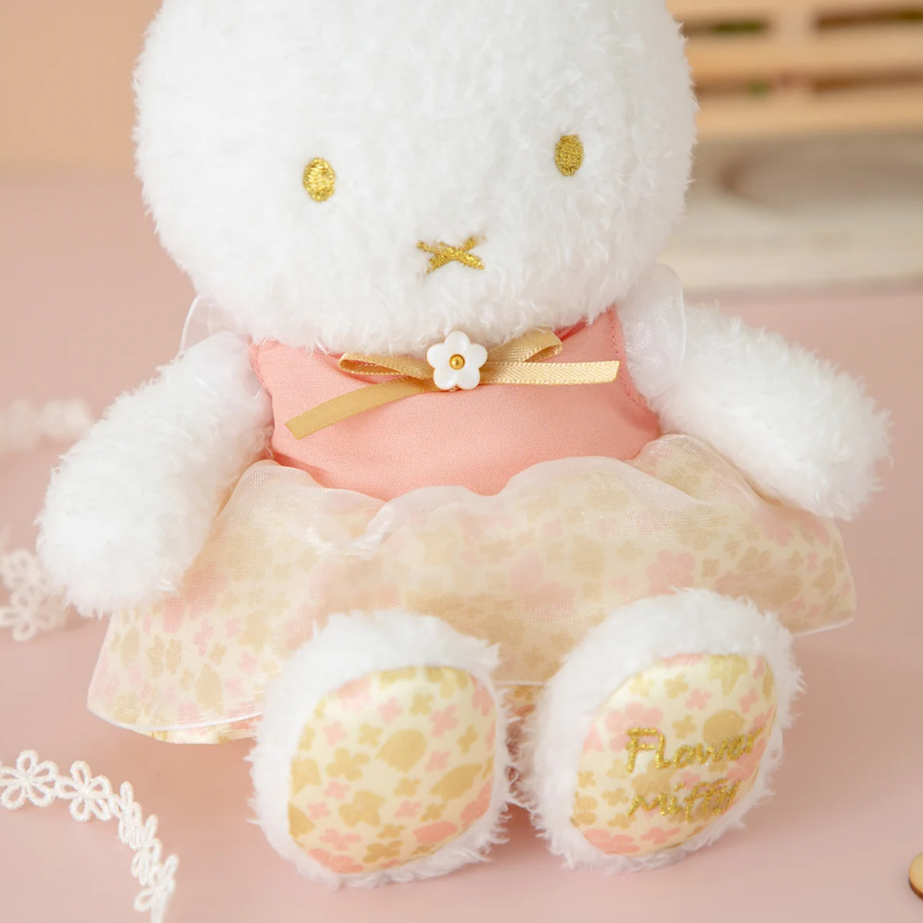 Flower Miffy 10周年紀念掛飾 & 公仔