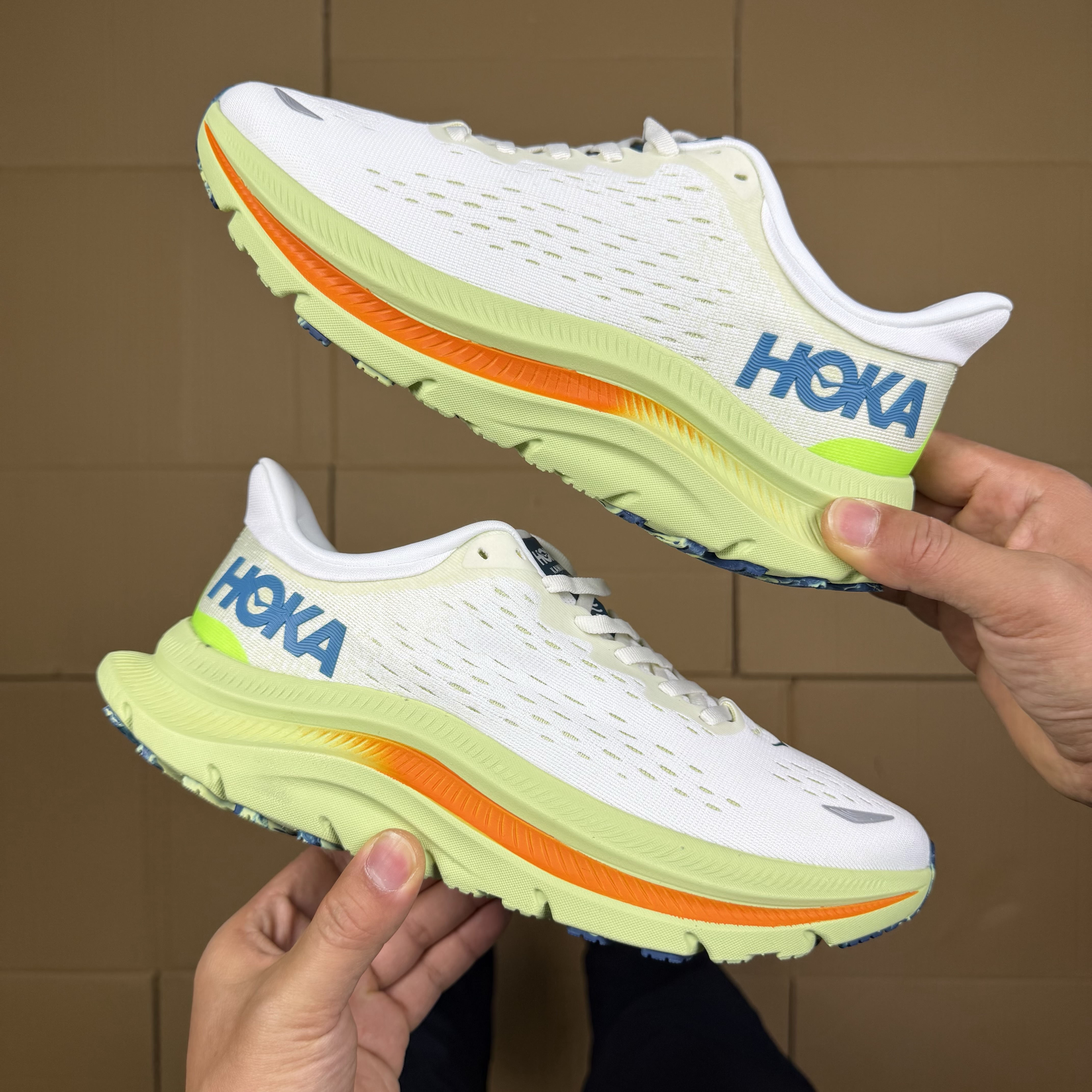Hoka One One Kawaha 