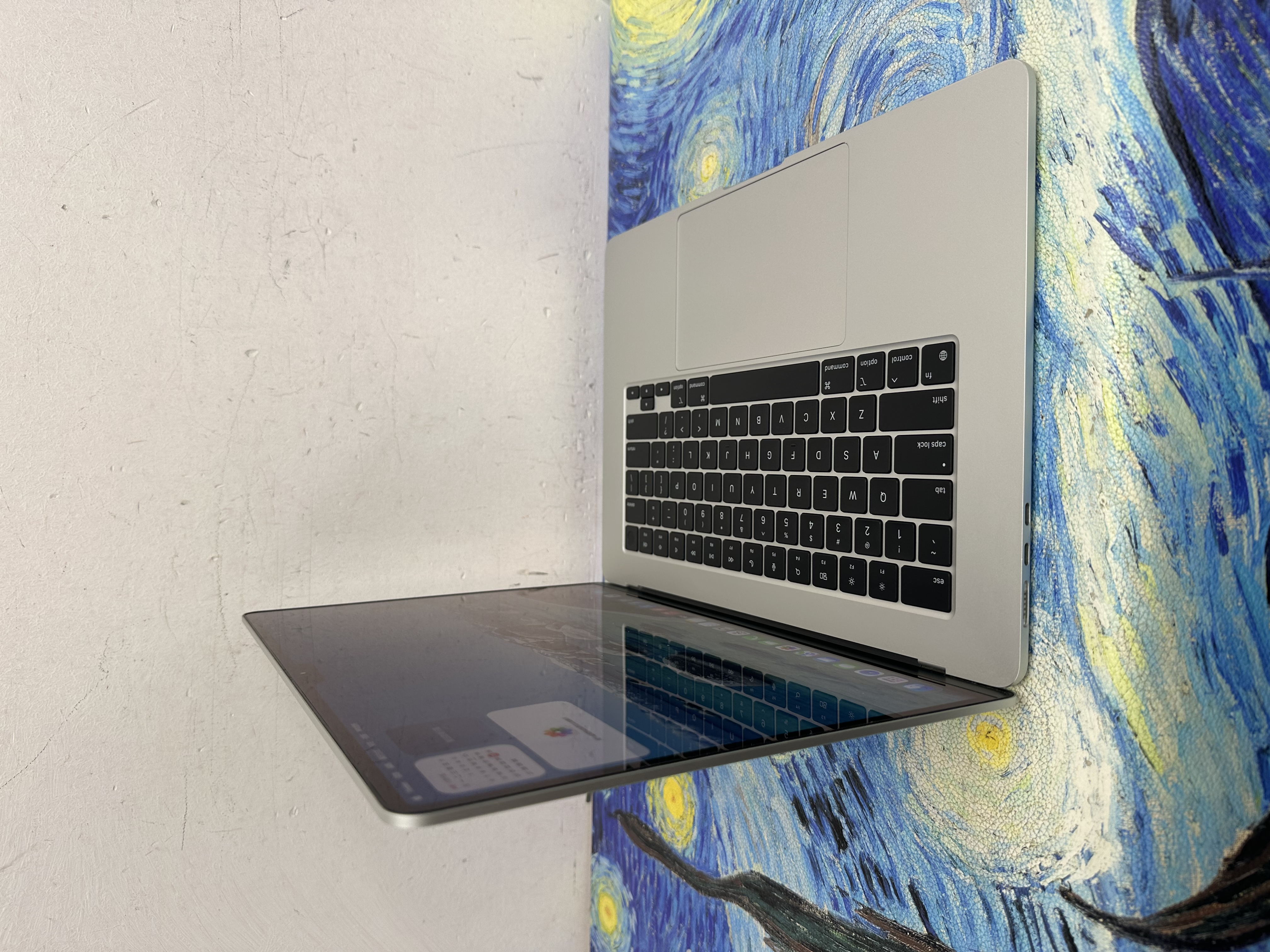 #6179 APPLE  MacBook Air M2 2023 M2 CPU/8GB Ram/256GB SSD/8核心GPU/Liquid Retina XDR Mon/15吋/銀色🩶/Laptop /Notebook / Gaming / 文書機 / Movie / Netflix