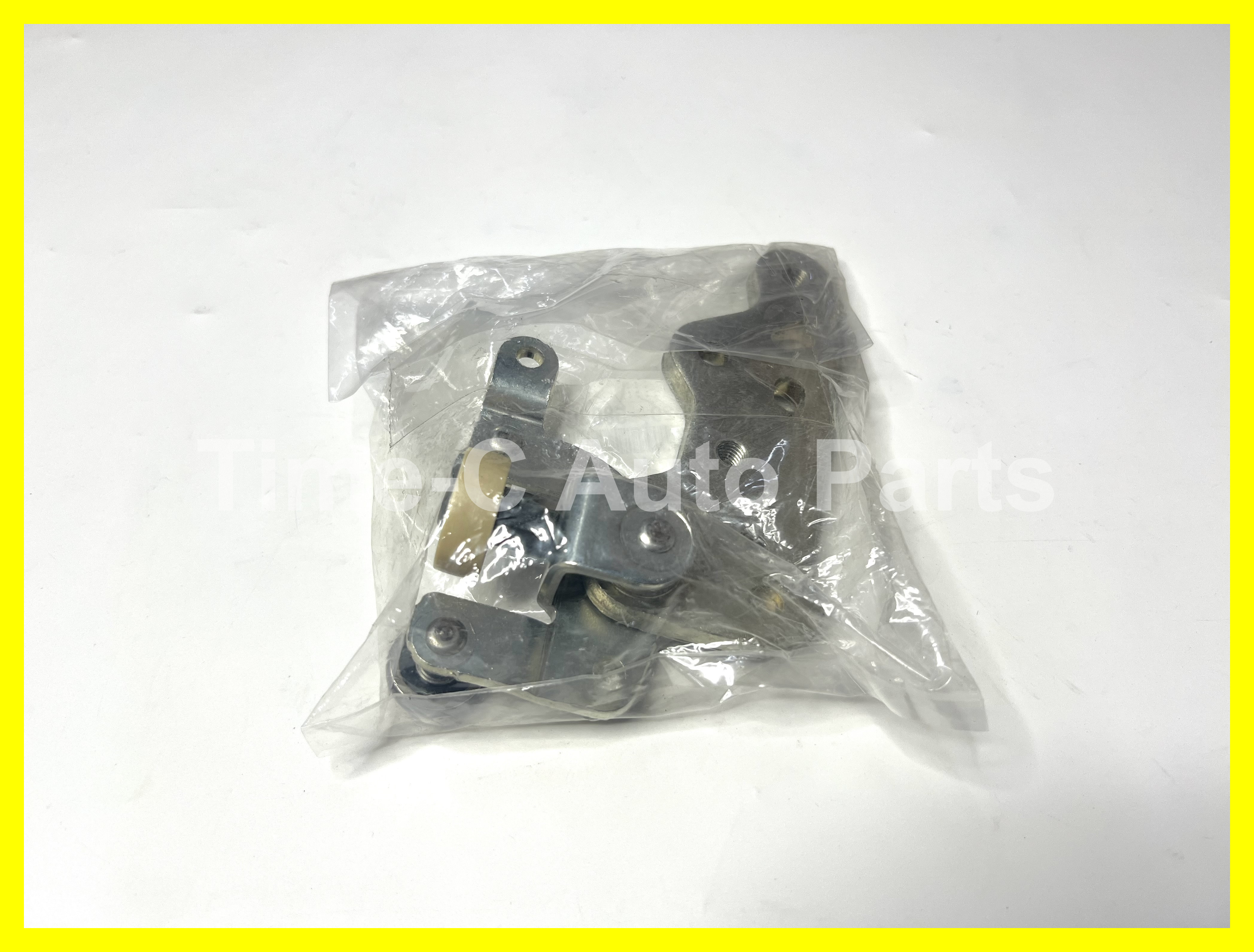 右中門下托轆 68029-58030 - Toyota Alphard Vellfire 30系
