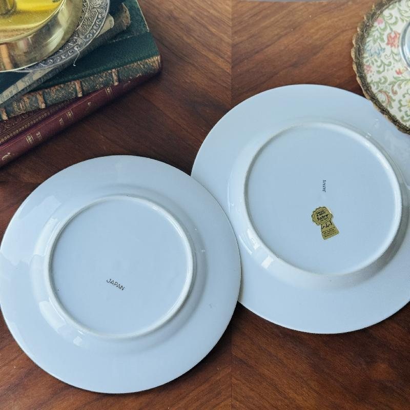 Vintage C.a.1970s Made in Japan Exported to Montreal Romantic Couple Iridescent Coating Plates 24 & 27cm(MT1946)