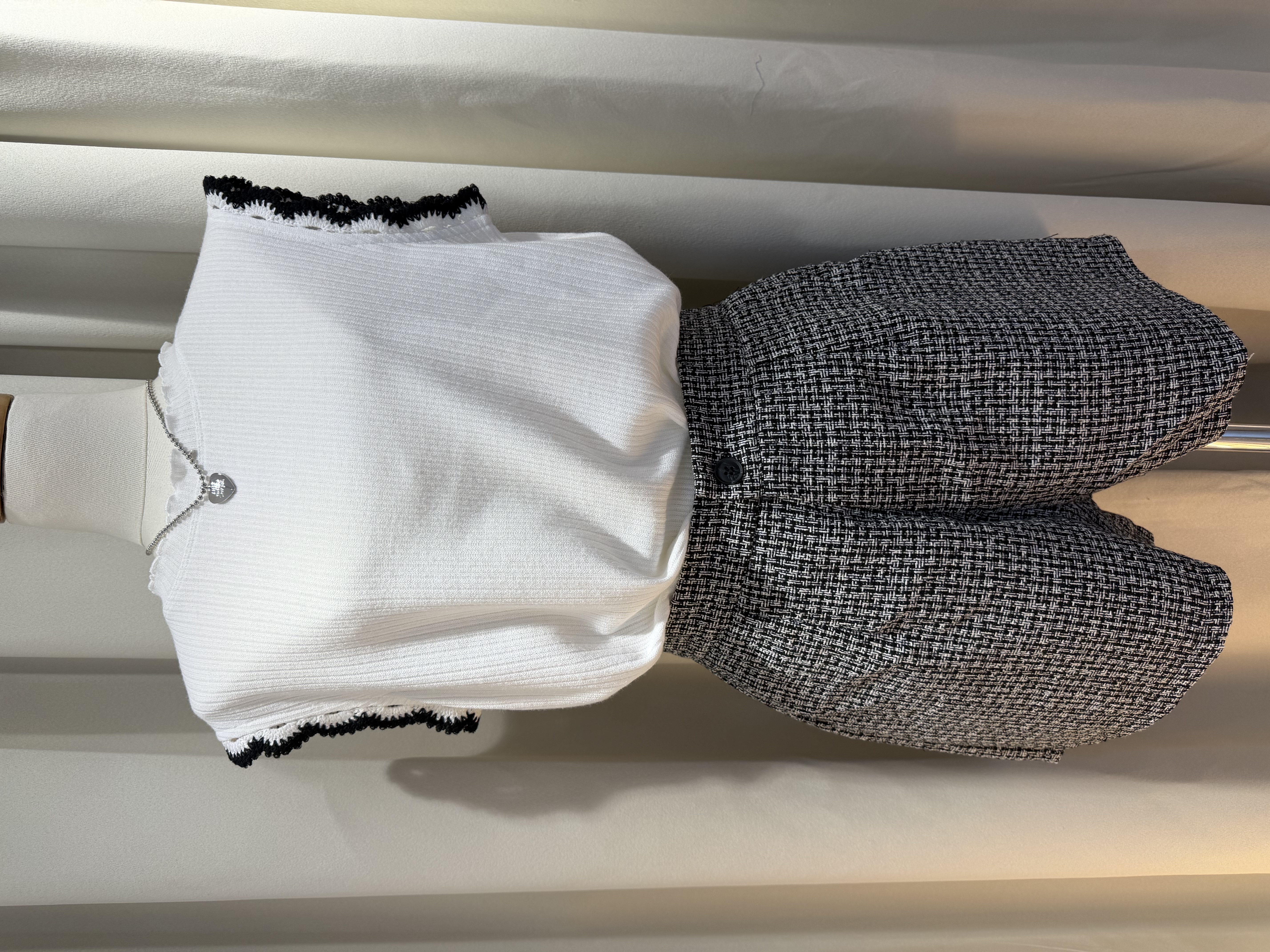 羅紋花邊袖口Top