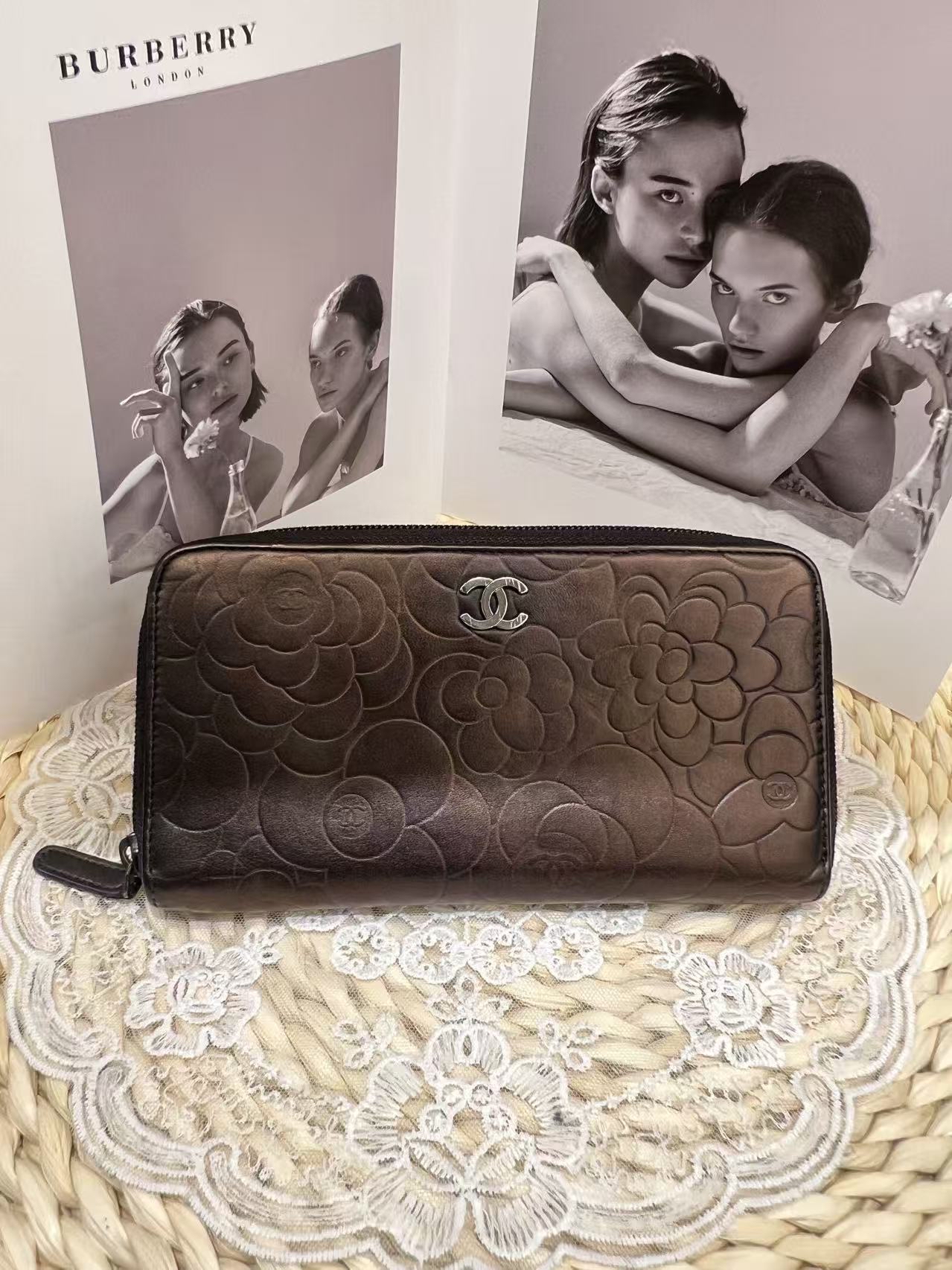 Chanel 絕版山茶花長夾