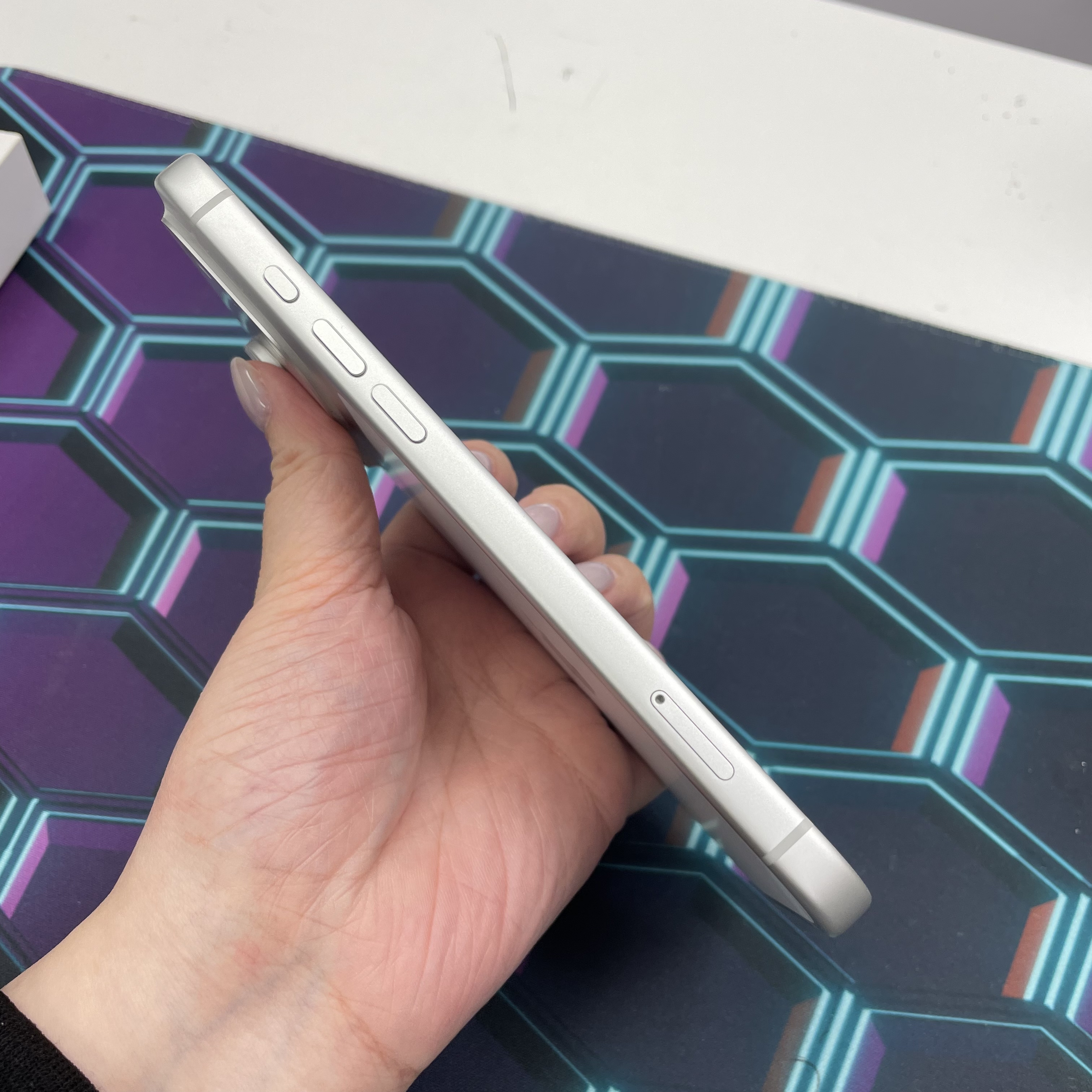 *6492 17 Pro max 完美機 256GB 電100 銀色 sliver