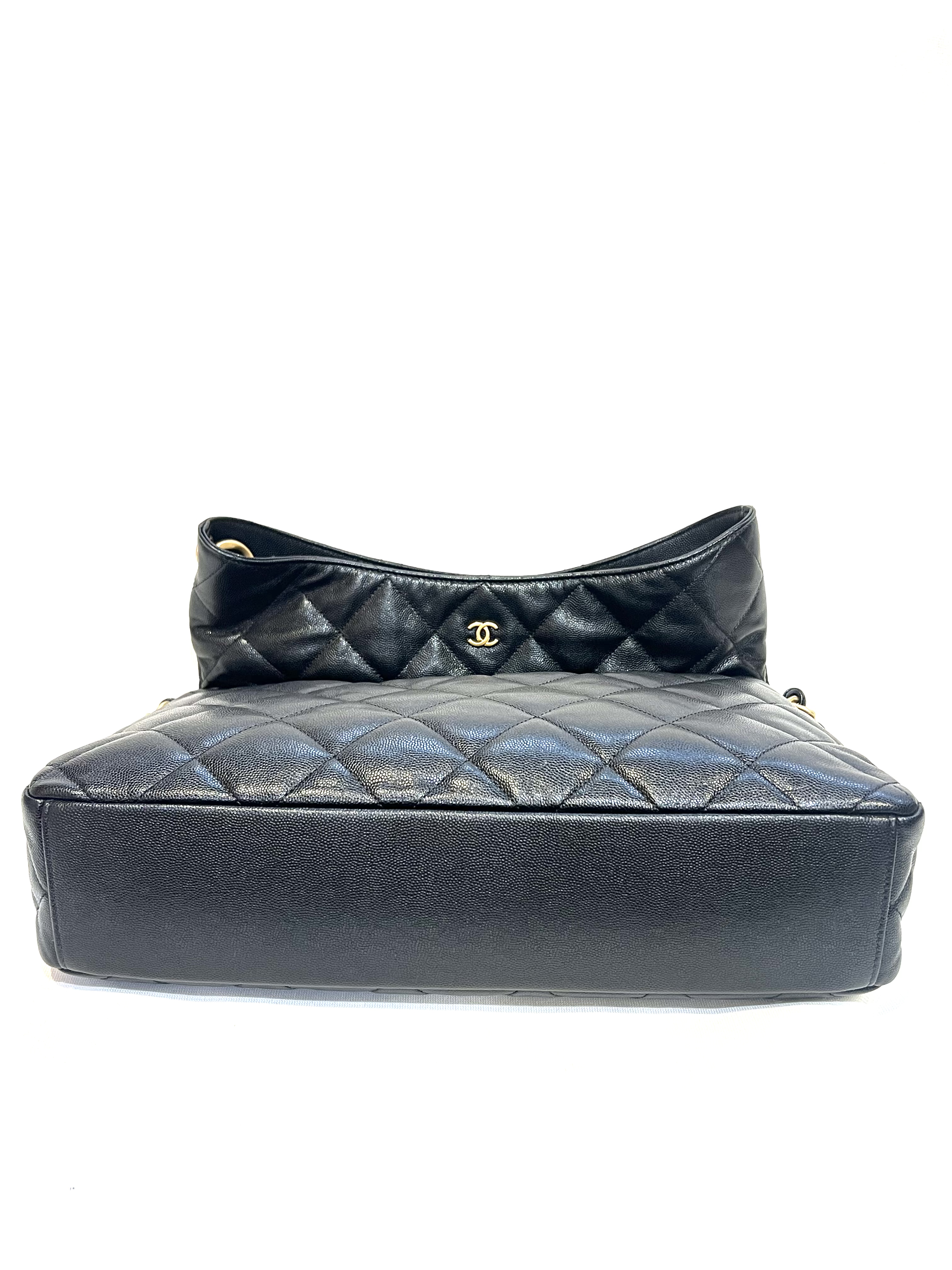 Pre-Owned CHANEL Hobo Bag / Product Code: 26041657