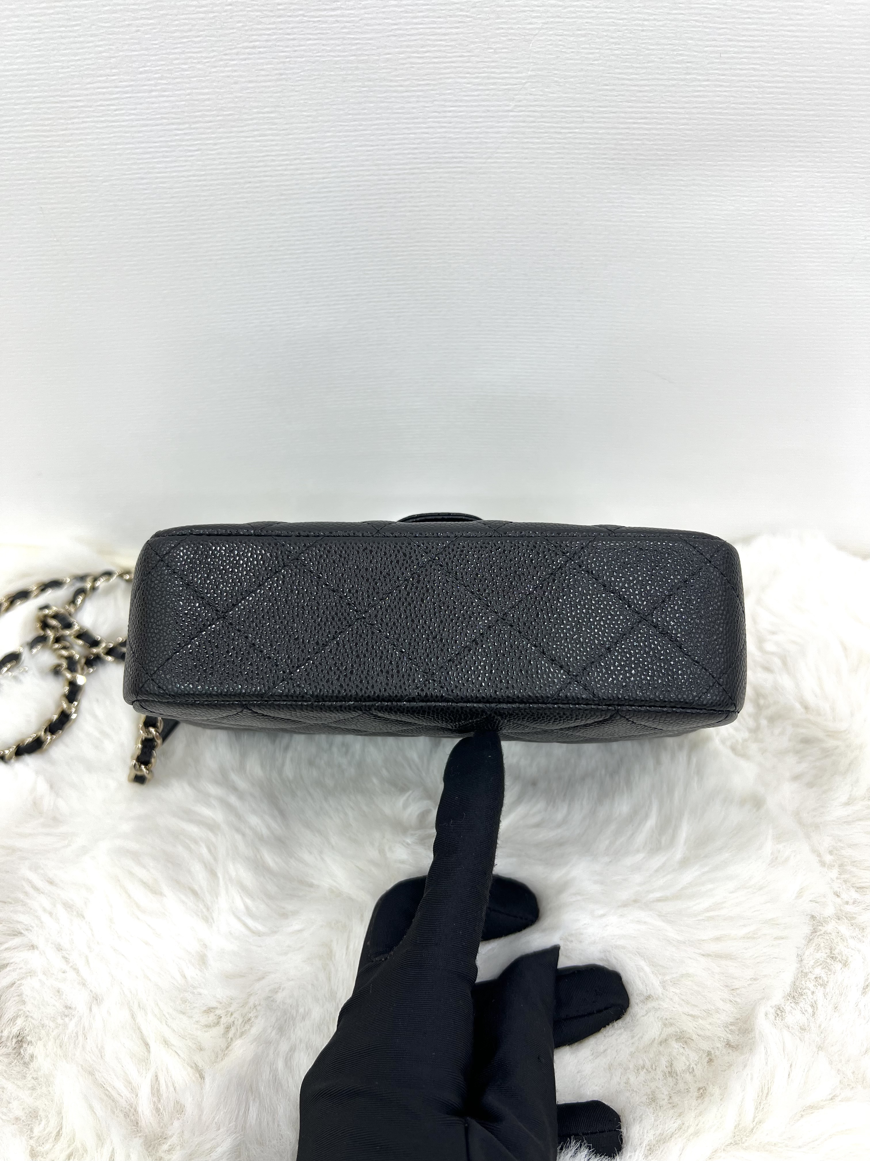 Pre-owned Chanel Matelasse Classic Chain Clutch / Product Code: 080921