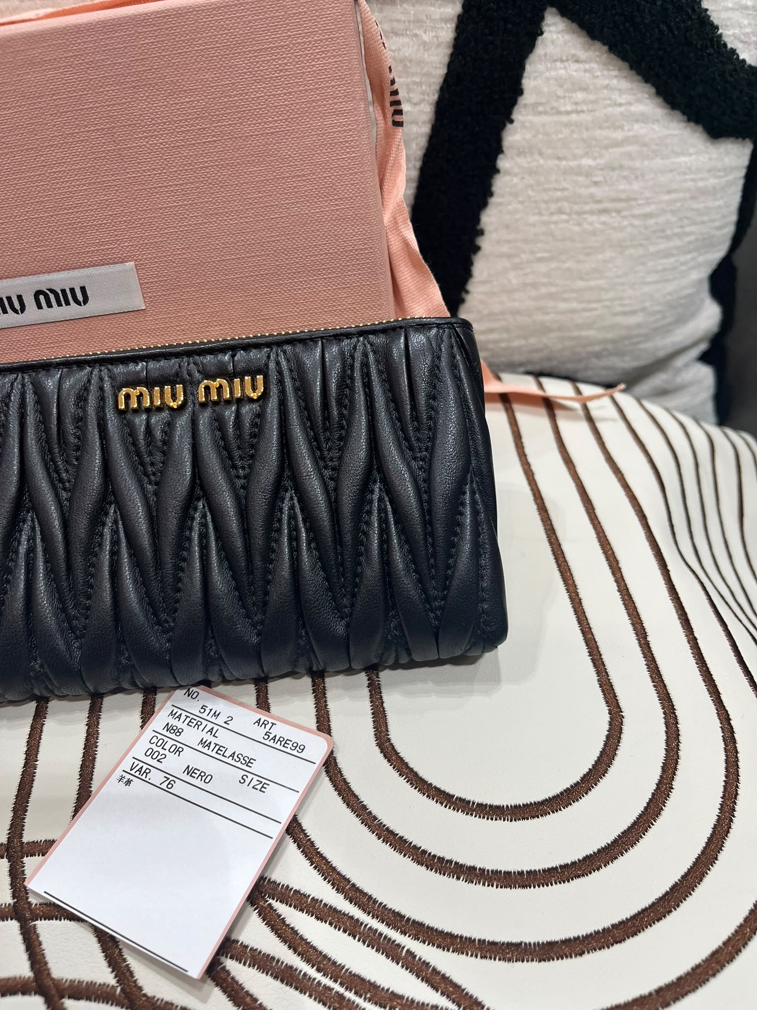 未使用品 Miu Miu Zip Wallet Black 100%Authentic, Unused 未使用品✅Box