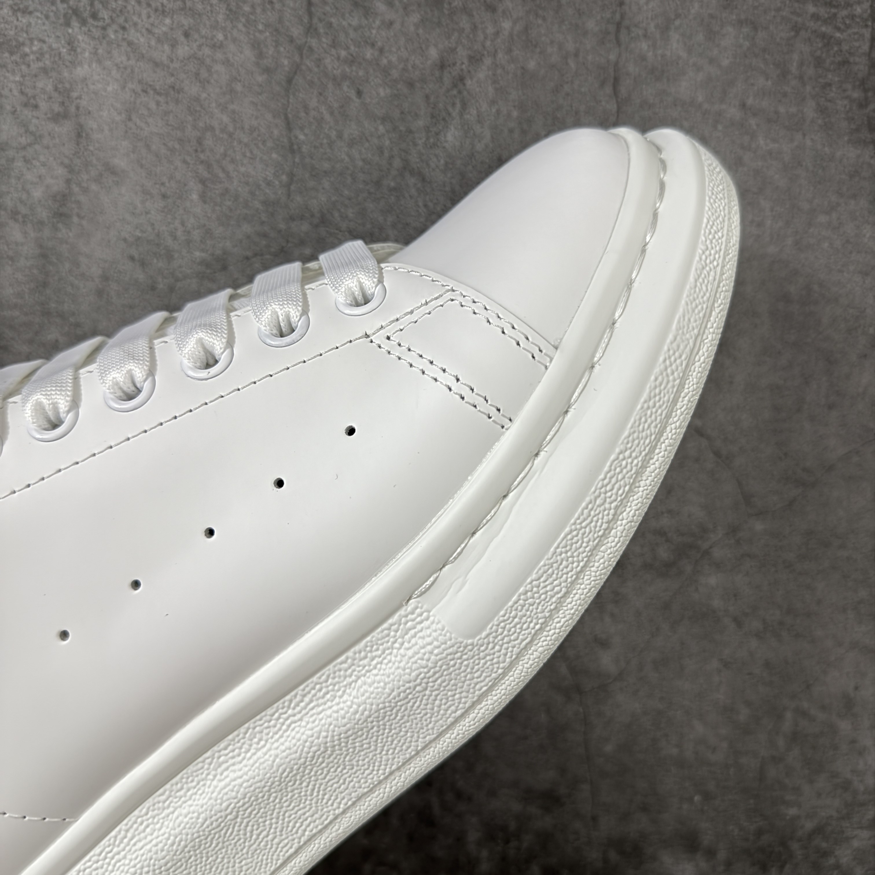 Alexander McQueen Oversized Sneaker