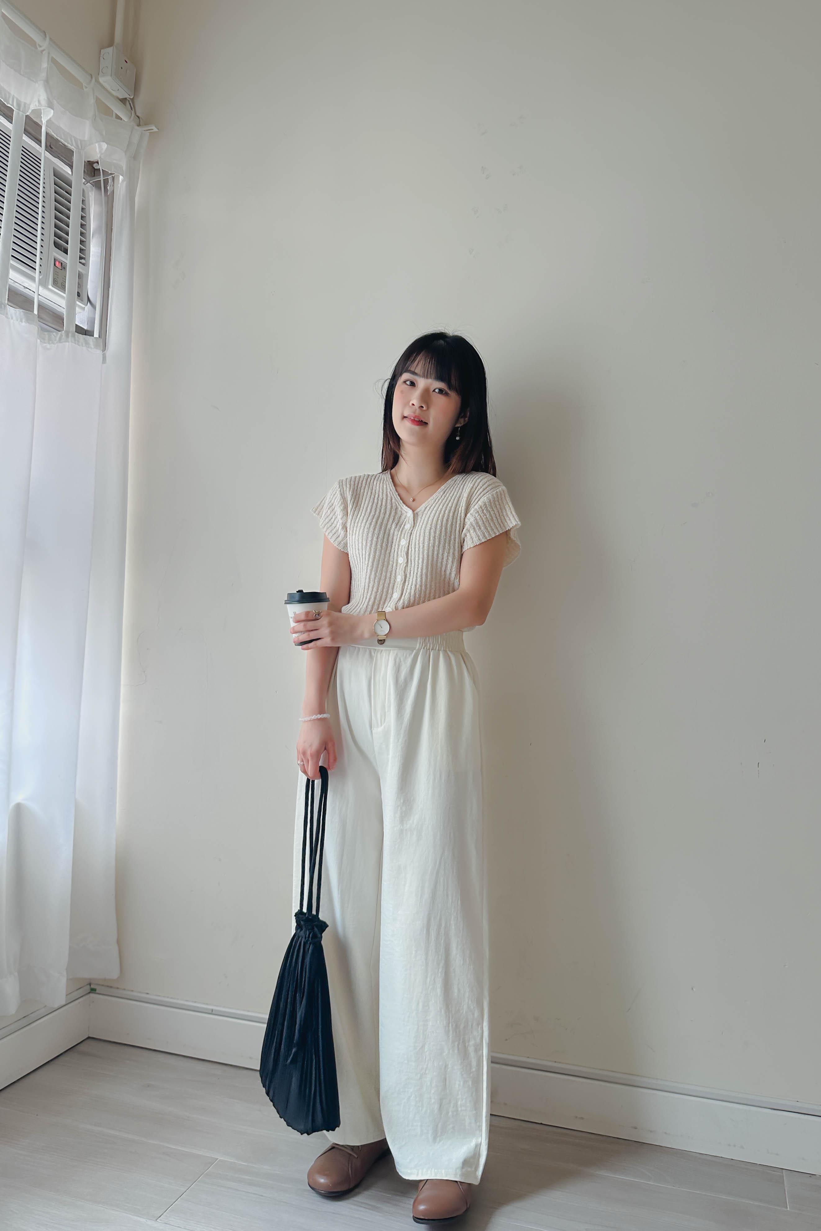 [顯瘦!] 針織V領排鈕上衣 (三色入)