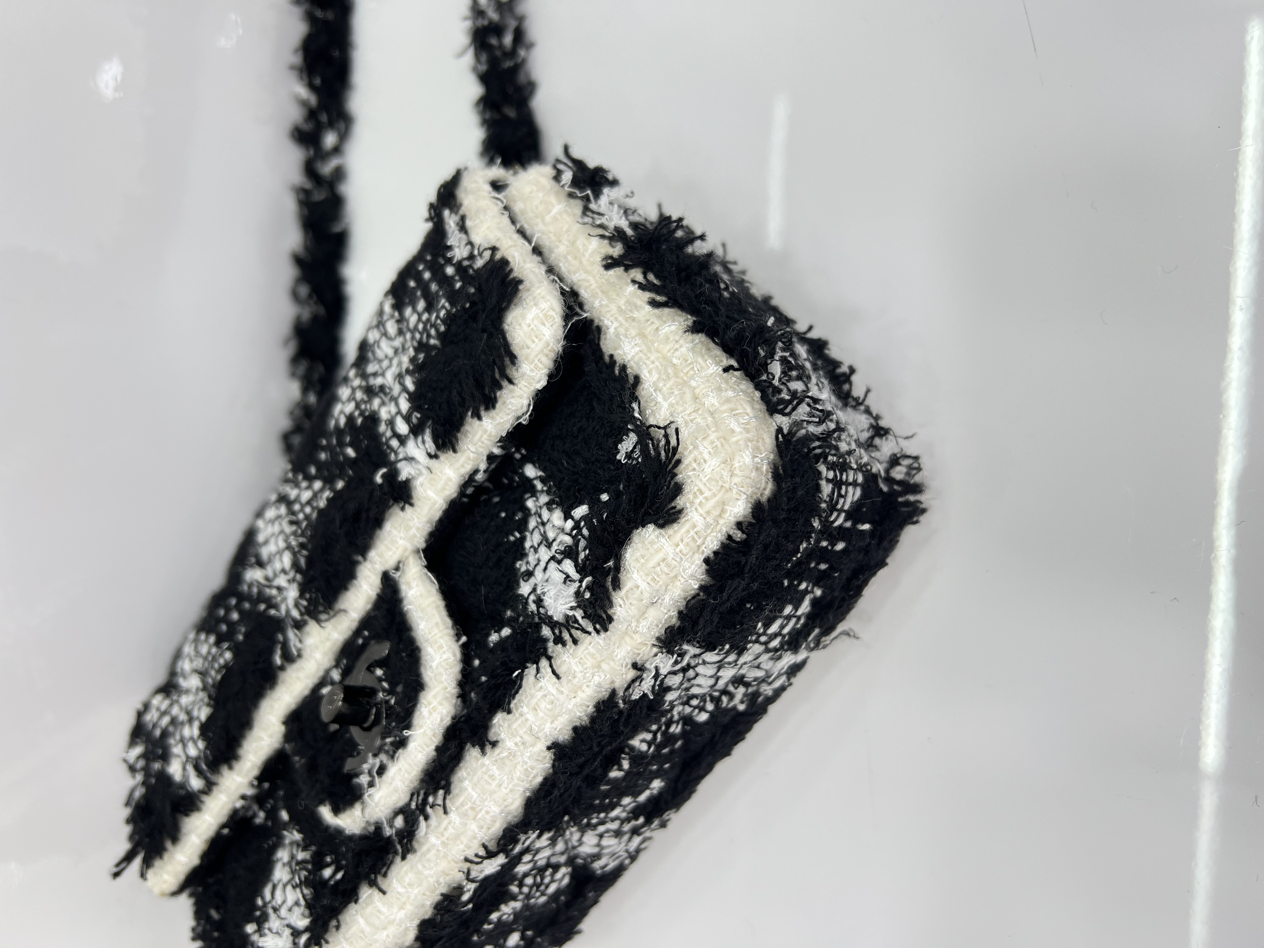 直播貨品 |  [1個-$100 2個-$300］EE85