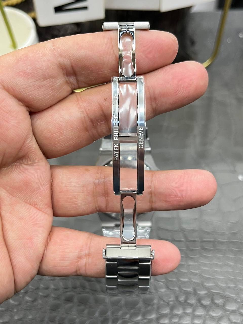 百达翡丽鹦鹉螺5711蒂芙尼系列/40mm*8.3mm/搭载Cal.324全自动一体机芯😍💯🤍