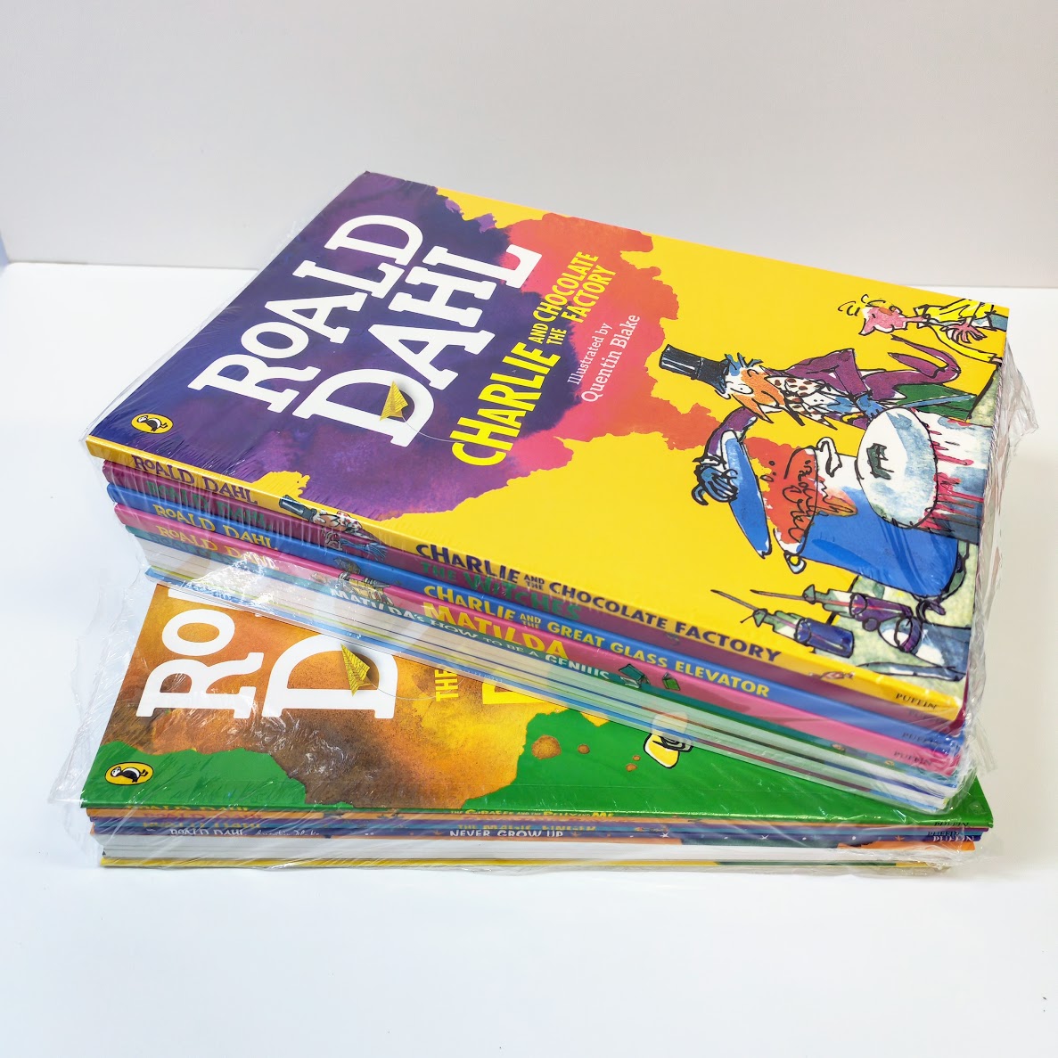 Roald Dahl 20 books  | A4 size  羅爾德達爾奇幻故事彩裝版大全套   B020