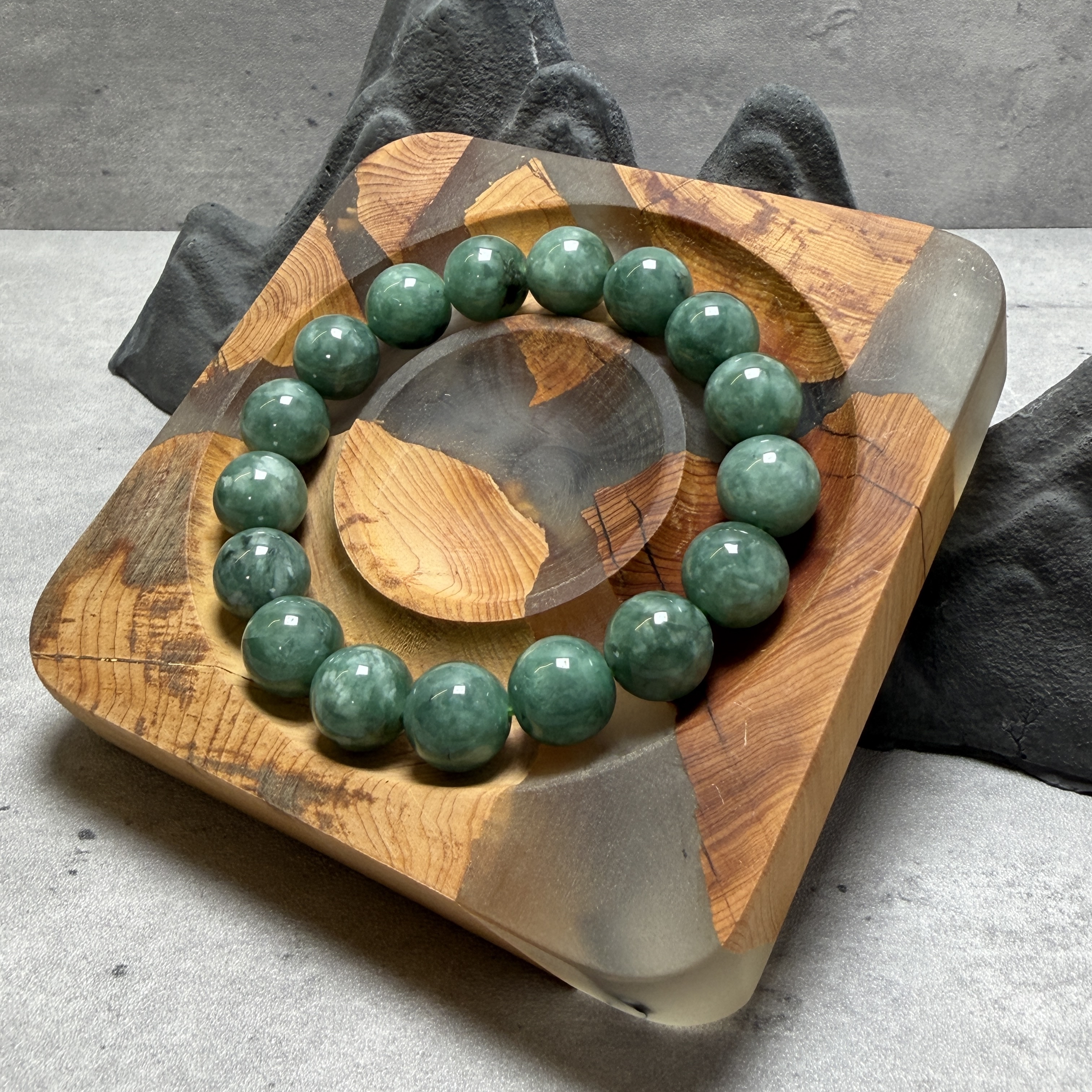 湖水綠油青種翡翠手串11.6mm