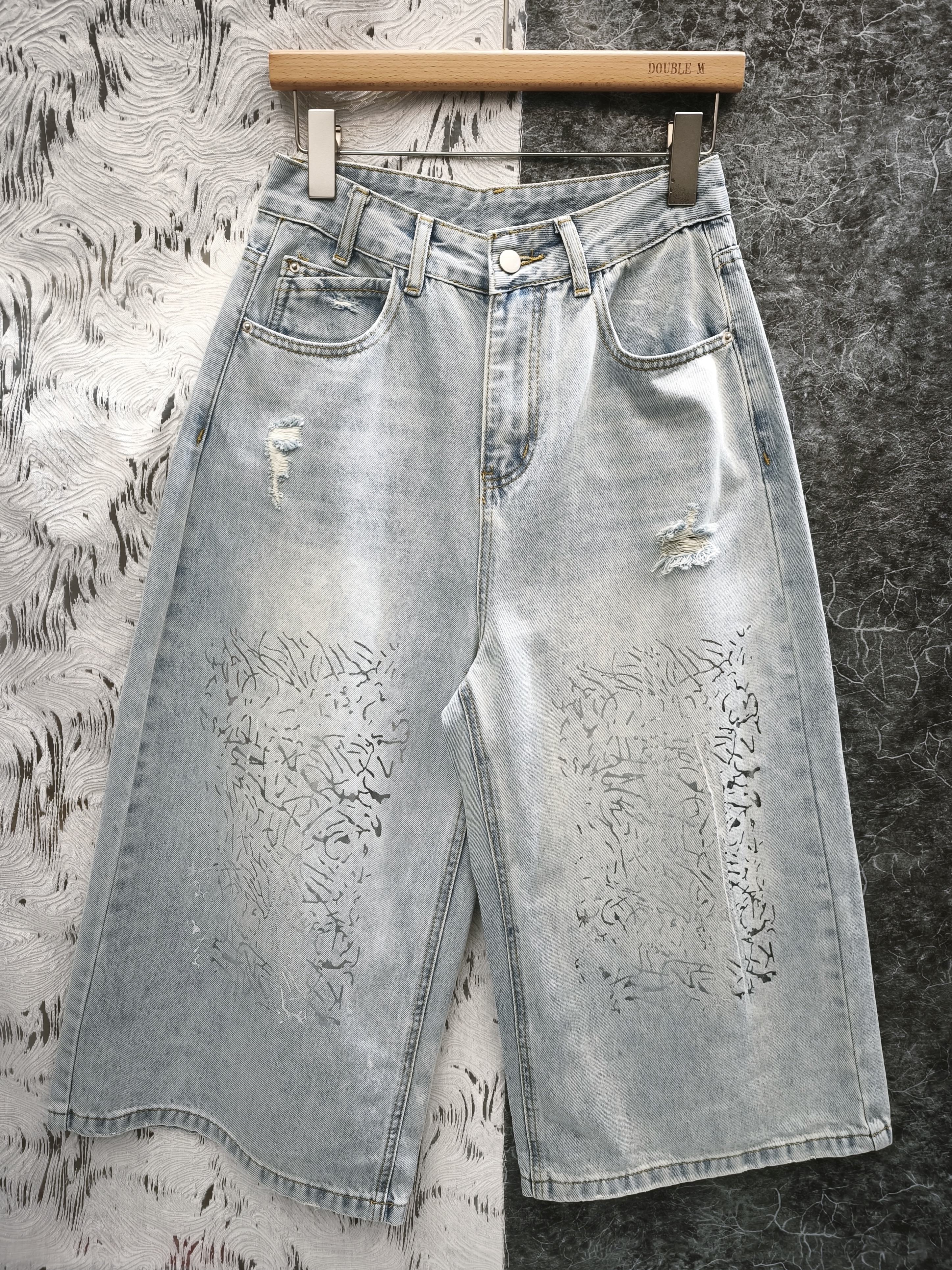 洗白七分牛仔褲