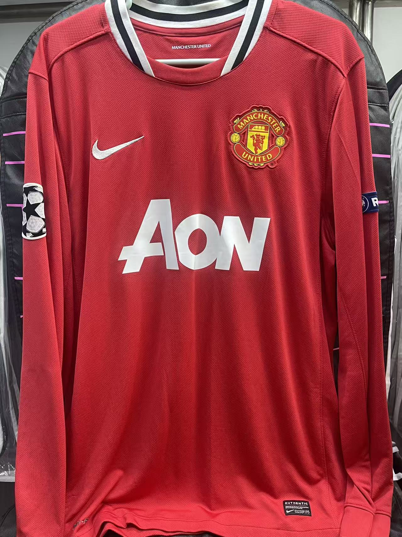 2011-12 Manchester United Home Long Sleeve Size L 