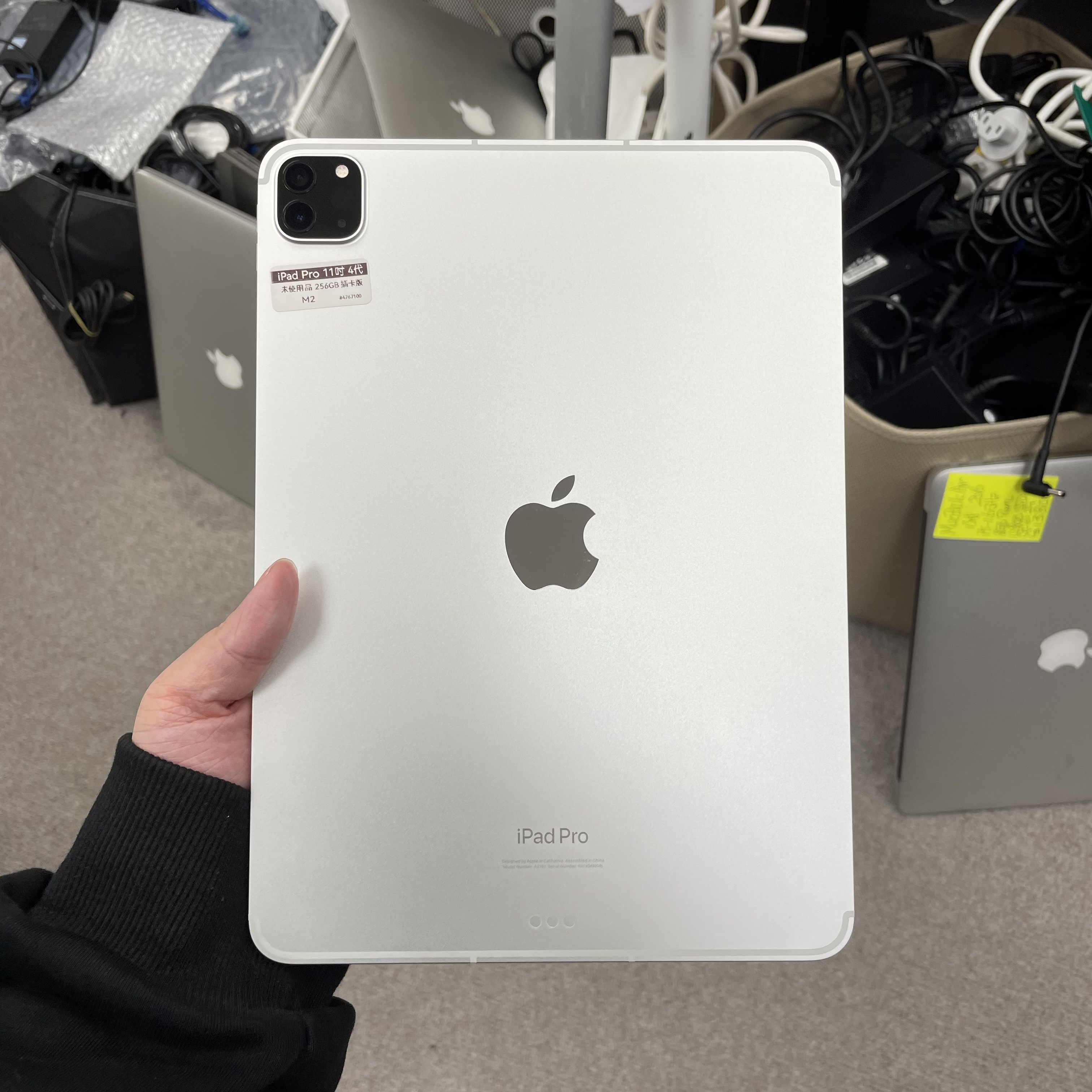 *4767100 iPad Pro 4 11吋 M2 未使用品 256GB 插卡版 銀色 sliver