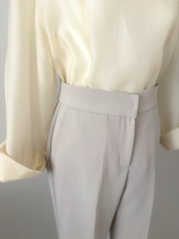 Classique Tailored Pants (Light Beige)