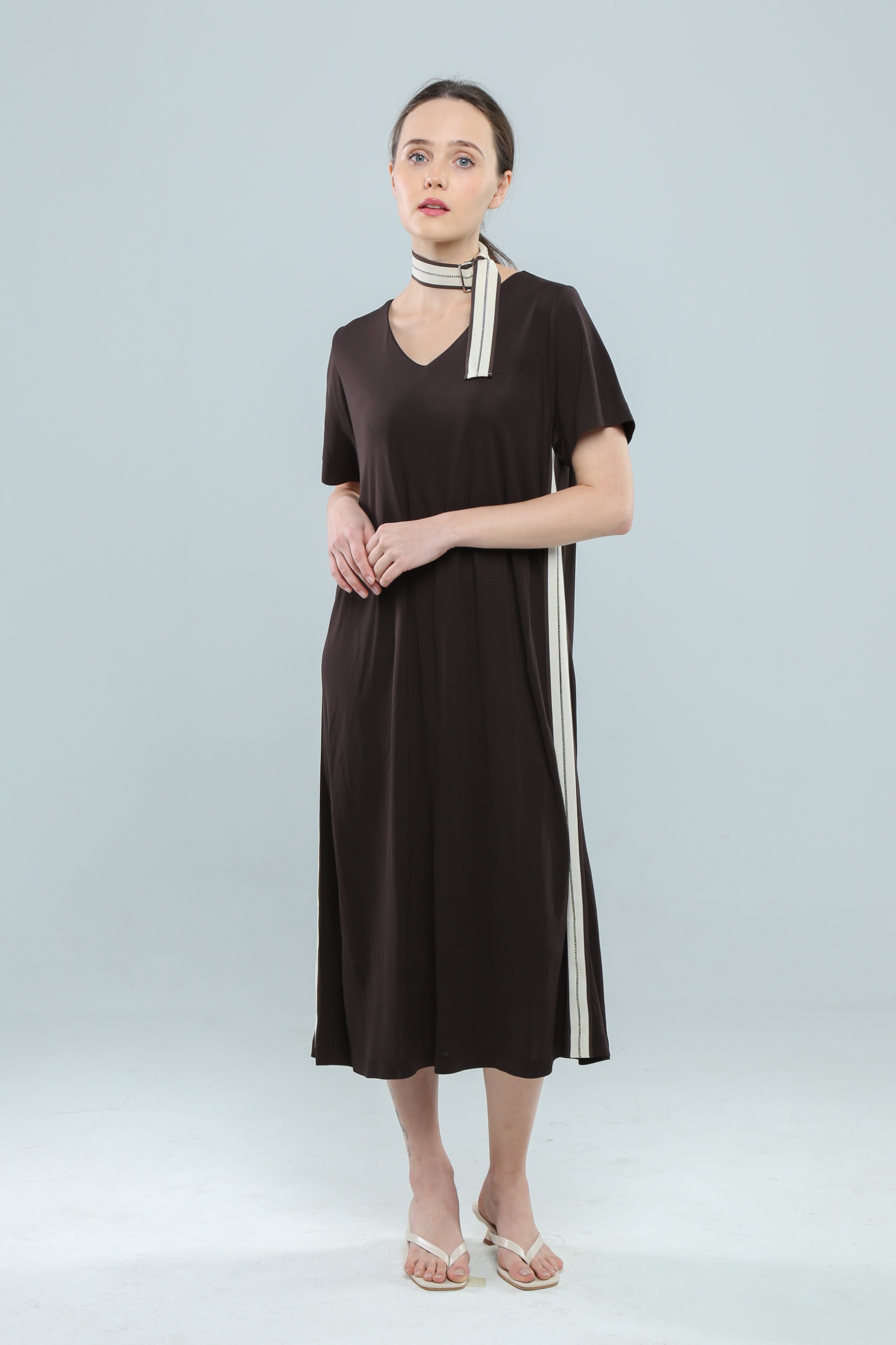 E8026BD Elara V-Neck Flow Midi Dress