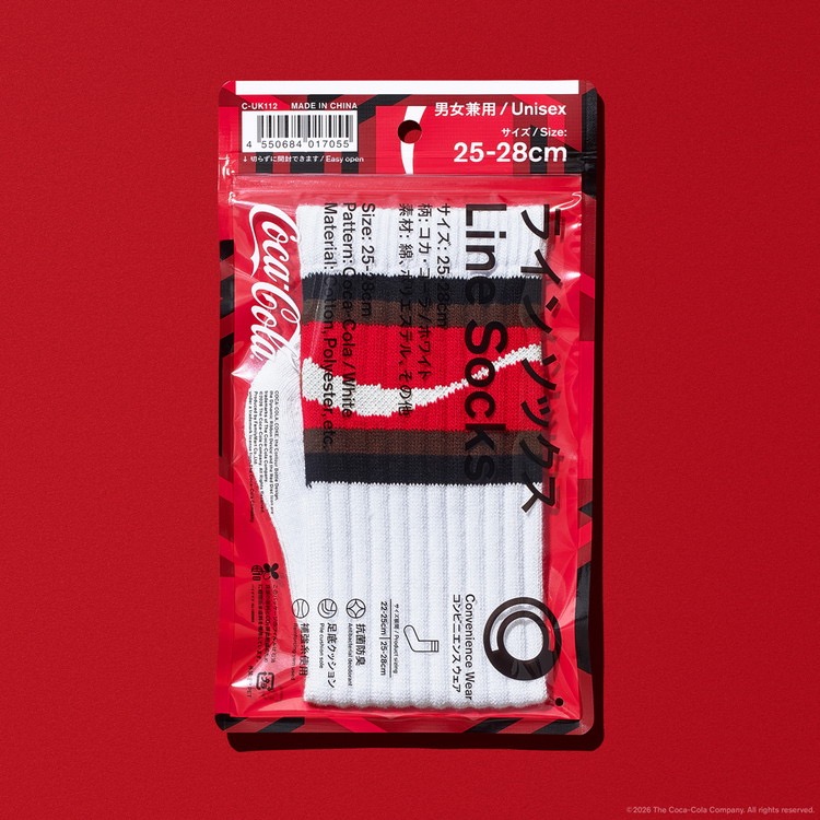 Family Mart X COCA COLA  白襪 （22-25cm)