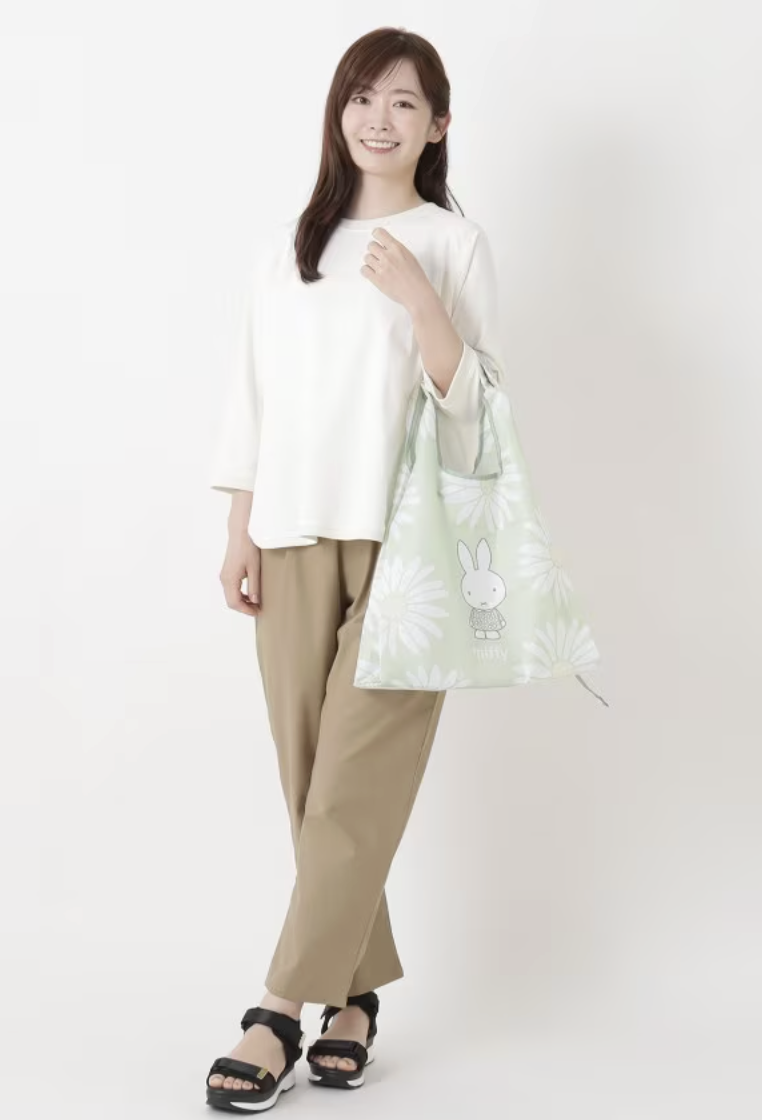 🐰💚 開心果及薰衣草系列 💜 "M size 可摺環保袋 "( 📦 大約4月底 ～5月底到貨, 若遇到缺貨或其它因素貨期會延遲 ）